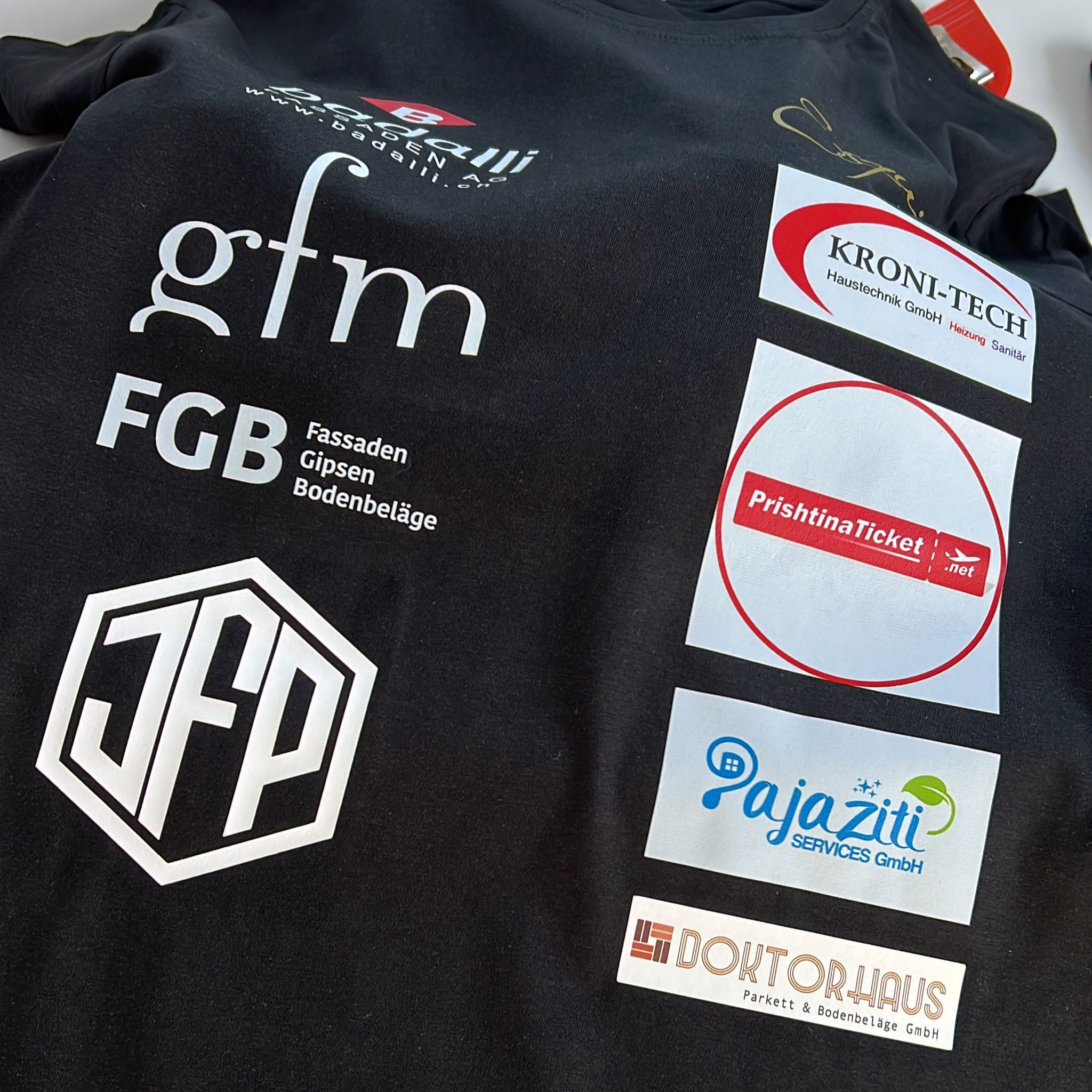 Textildruck-Beispiel-Kampfsportschule-Basel