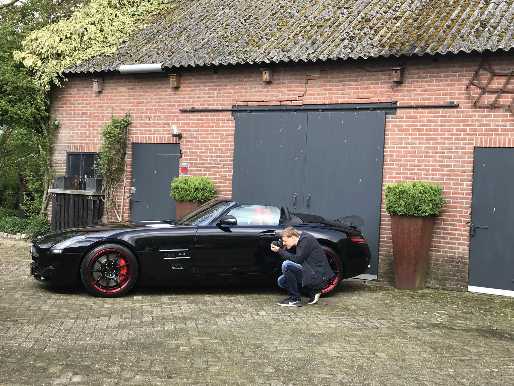 SLS63 Brabus, Na een full coating door ons wordt de auto door :Thom van Alphen Videography volledig gefotografeerd 