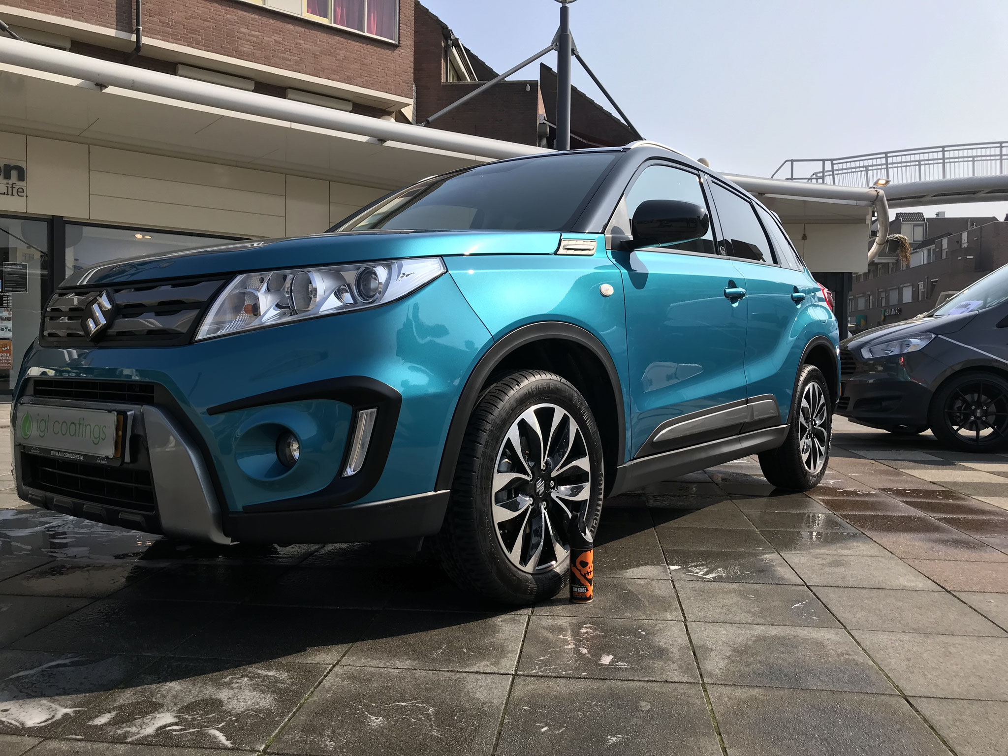 Suzuki Vitara op een demo dag in het City Centum Veldhoven, deze auto is door ons beschermd met IGL Coatings Kenzo!
