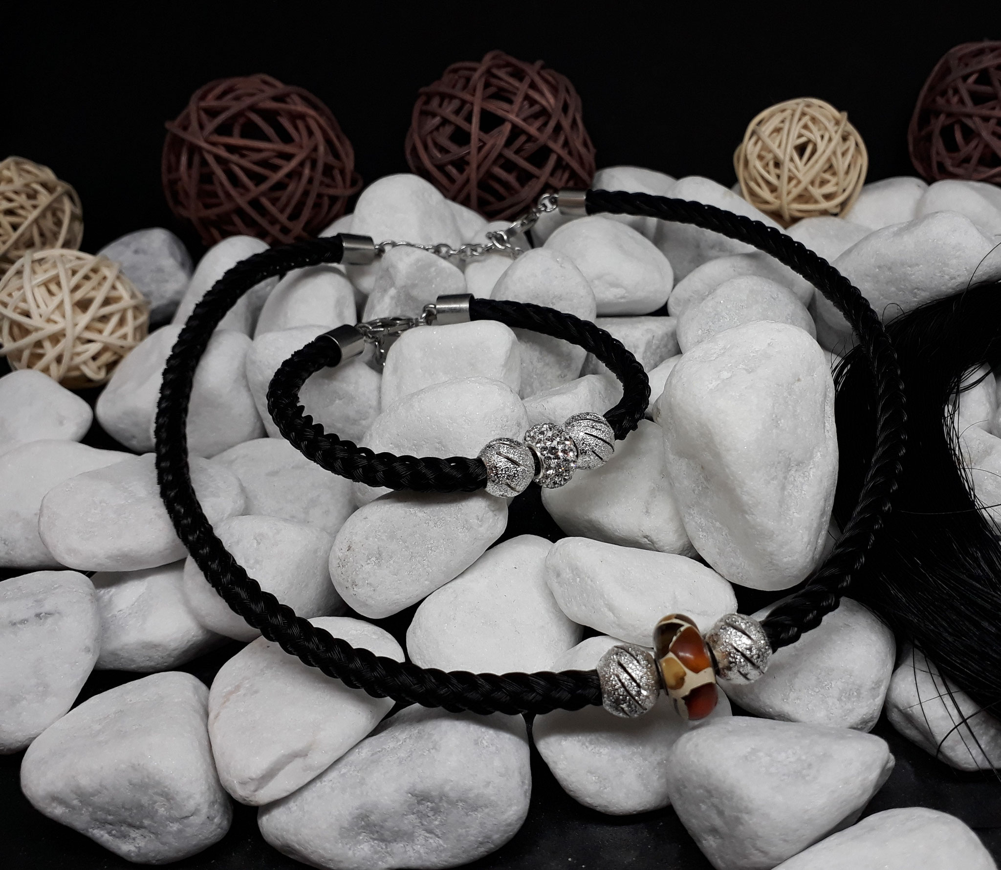 Set aus Collier und Armband, mit kundeneigener Perle