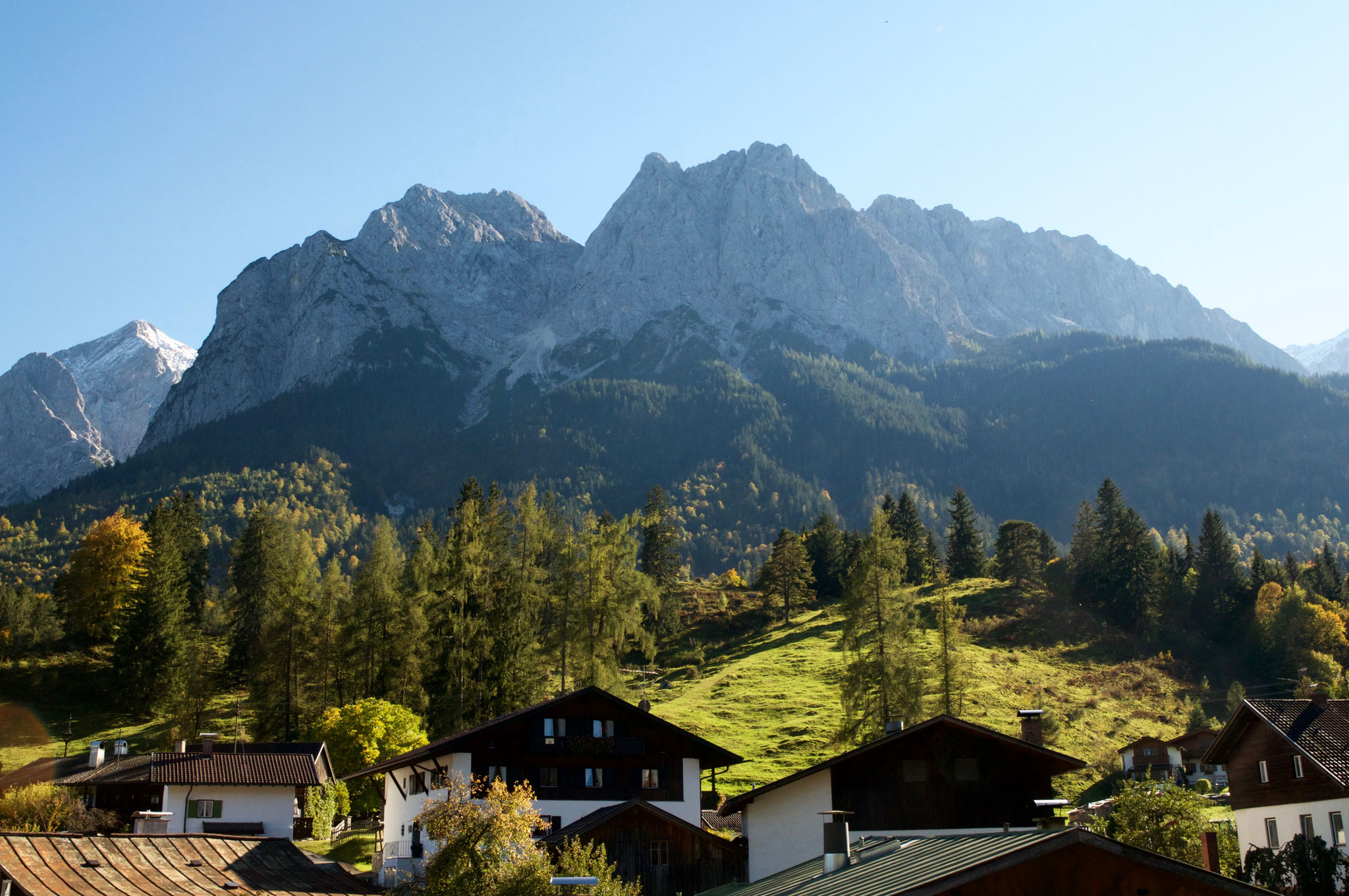 Blick vom Haus aufs Wetterstein-Massiv