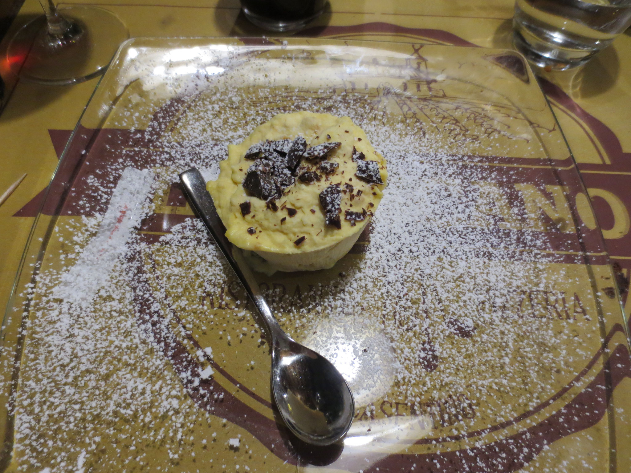 Semifreddo al Torrone.., auf kulinarischer Erkundung in Rassina (Osteria il Toscano, Via Vittorio Emanuele 61, Castel Focognano, Rassina/AR; von den Gerichten waren wir nur teilweise begeistert)