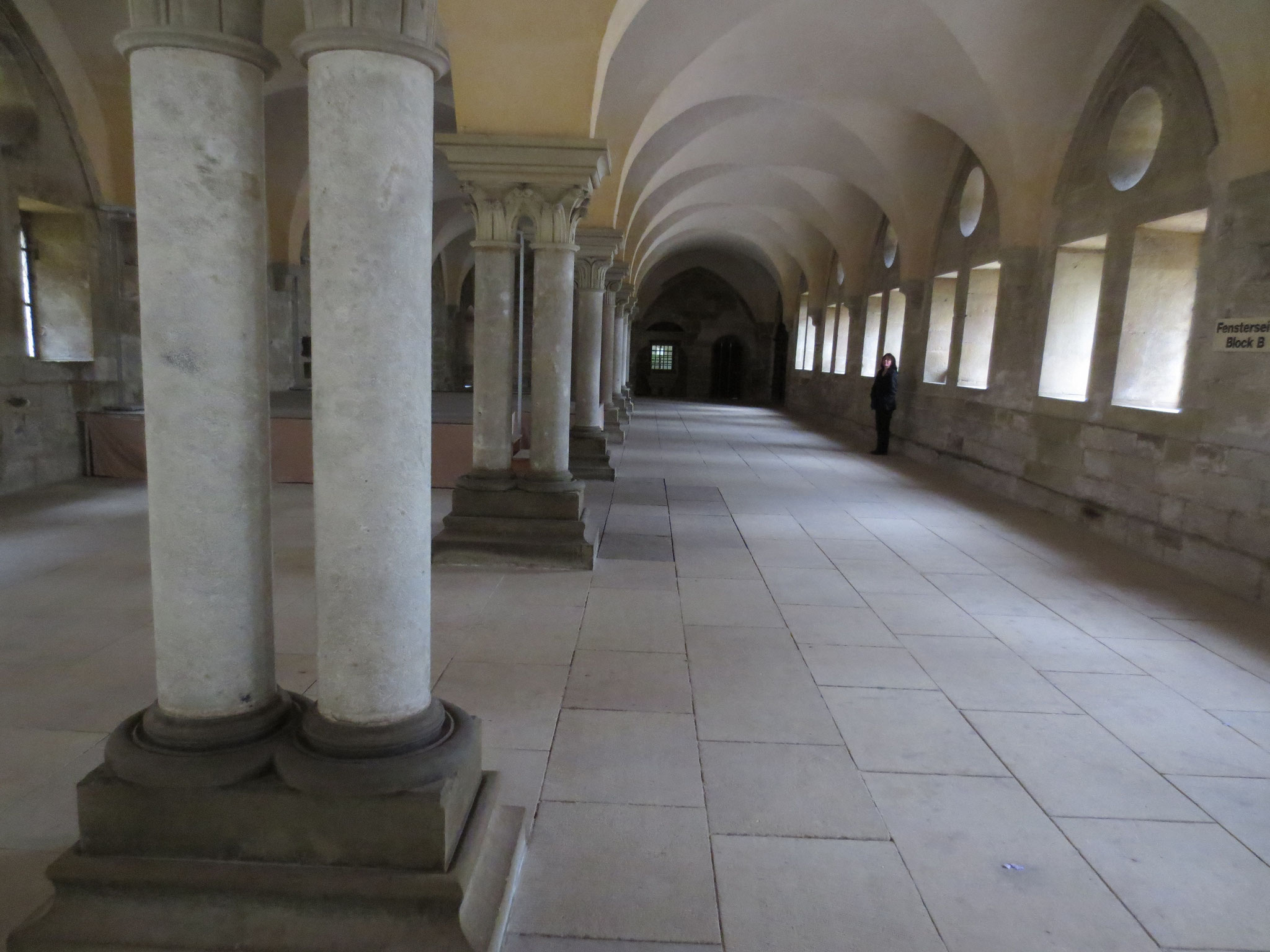 Besichtigung des Klosters Maulbronn, eine ehemalige Zisterzienserabtei in der Ortsmitte von Maulbronn 