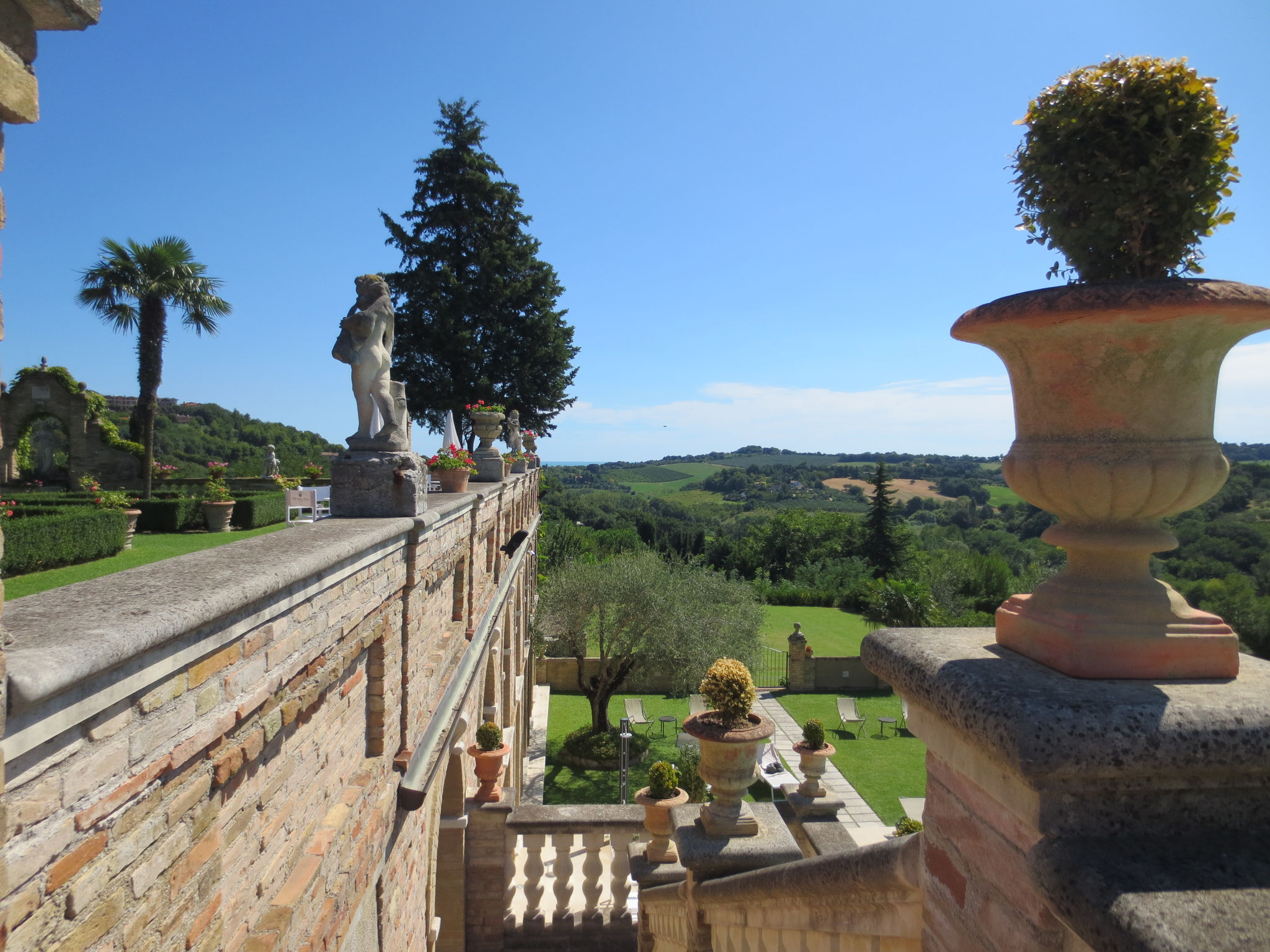 Ausklang der Ferien in der Villa Cattani Stuart XVII sec., Trebbiantico (Pesaro, Le Marche)
