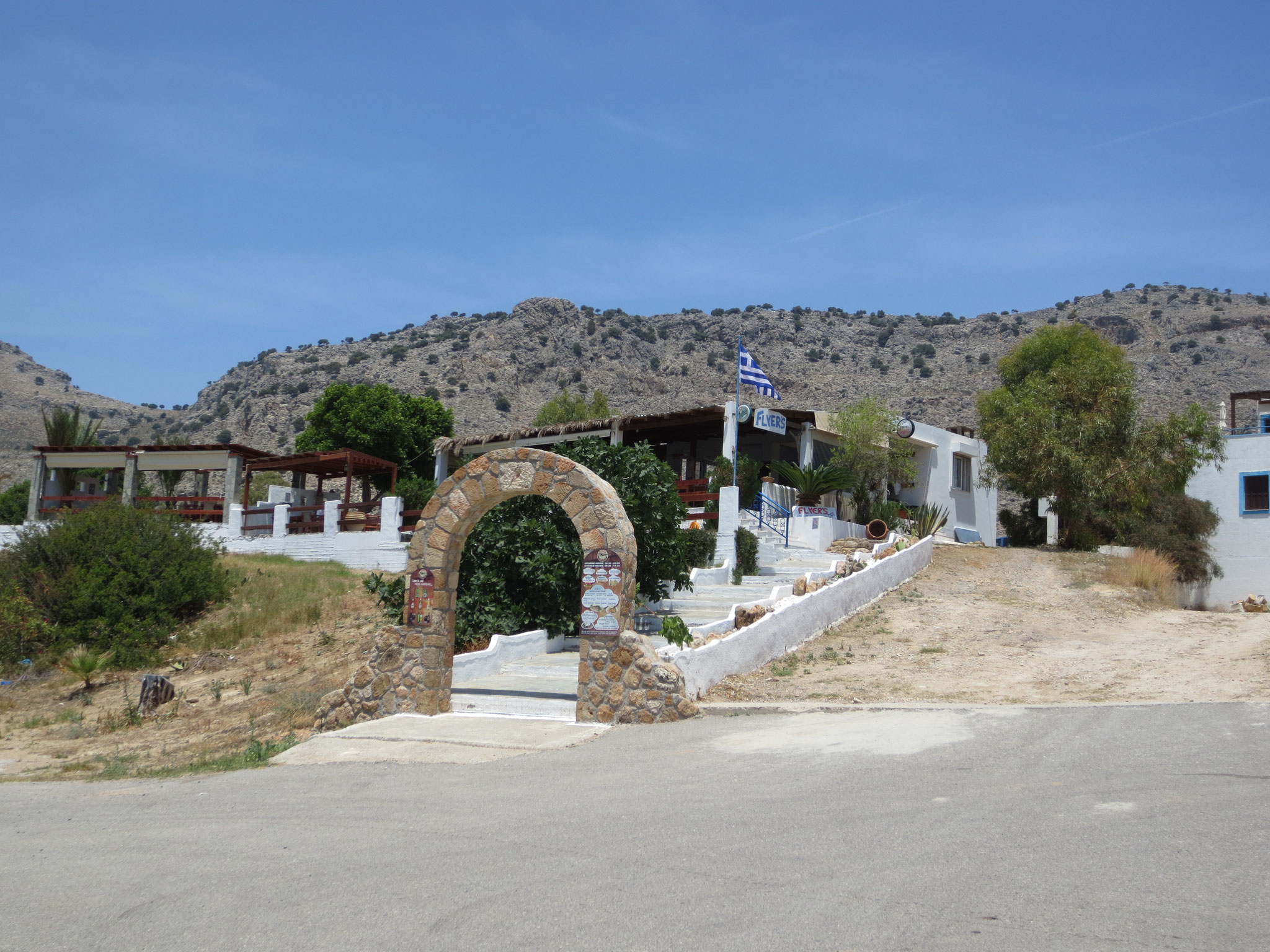 Pefki oder Pefkos (Südosten der Insel)