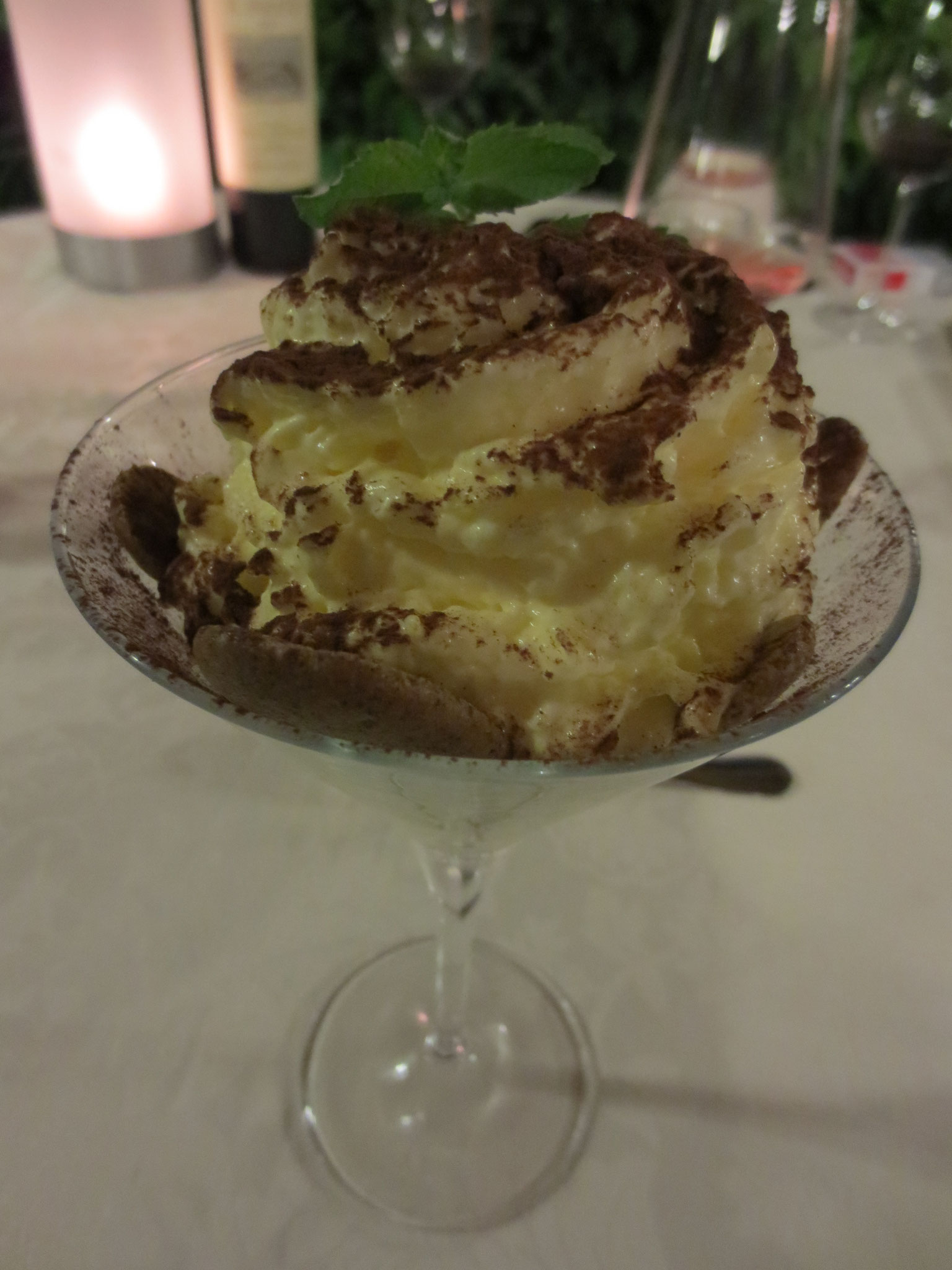 Tiramisu sifonato con Pavesini (Biscuits) fatti in casa: Ristorante  "Borgo i Tre Baroni" 52010 Loc. Maggiona, Poppi AR 