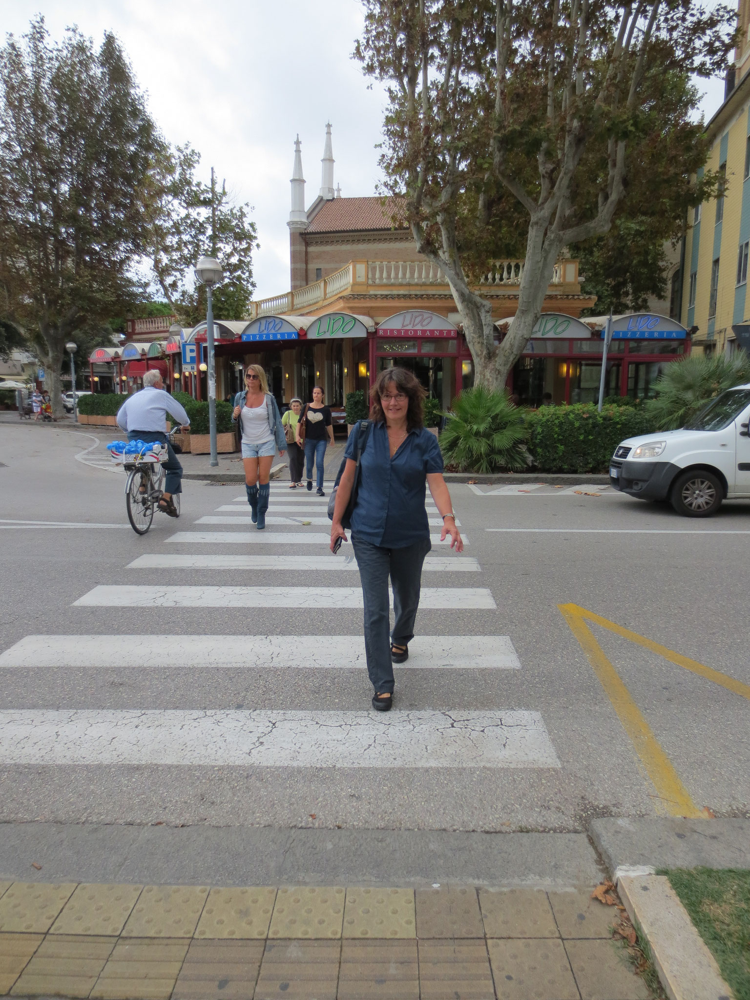 Rimini ist eine Stadt an der italienischen Adriaküste in der Emilia-Romagna mit 147‘750 Einwohnern (Stand: 31. Dezember 2015) und Hauptstadt der Provinz Rimini. Sie ist heute Zentrum des Badetourismus