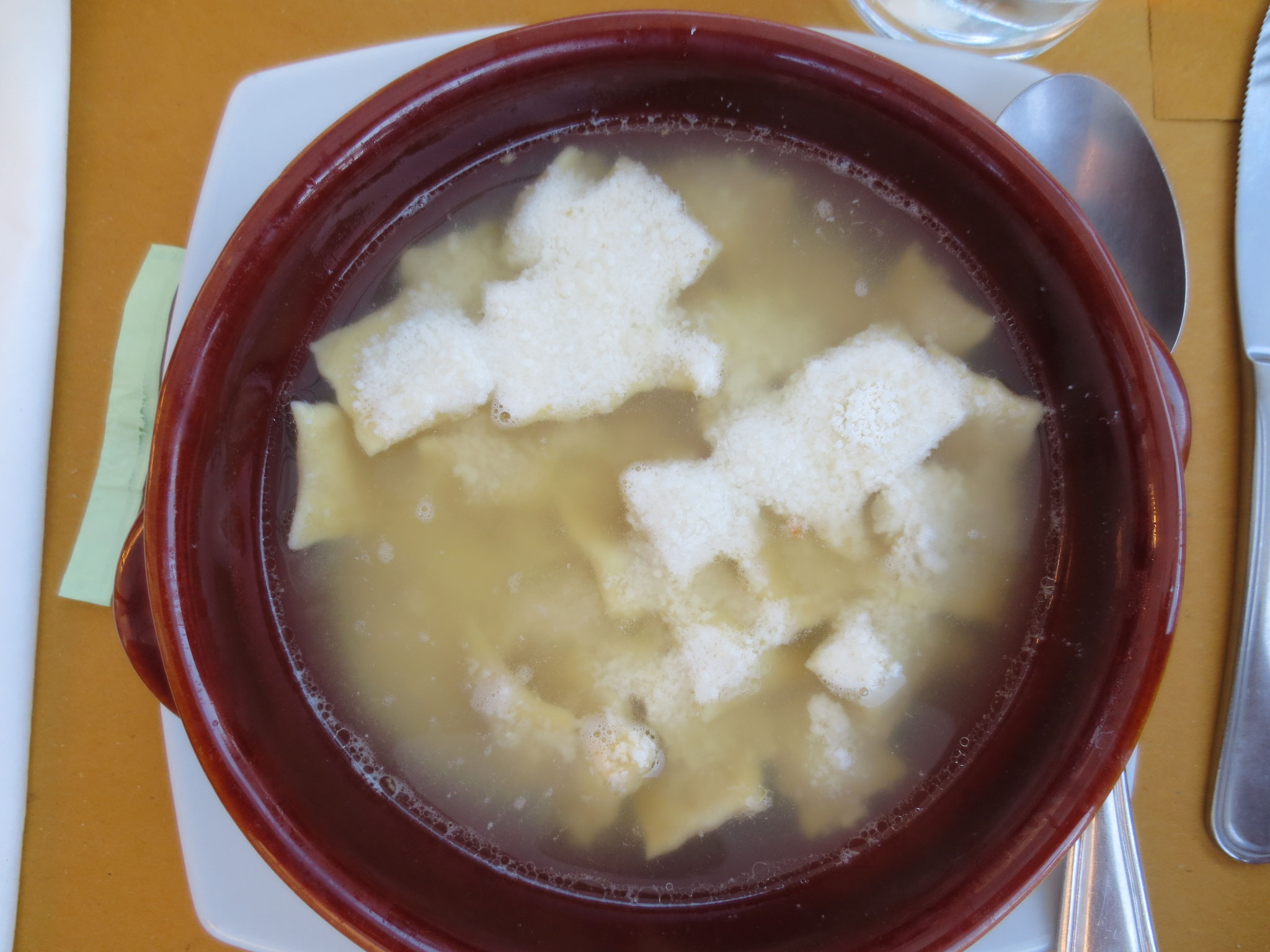 Tortellini in Brodo.., auf kulinarischer Erkundung in Soci (Ristorante "La Vite", di Ghelli Cesare, Via del Lanificio 2/4, I-52010 Soci/Ar; Geheimtipp!)