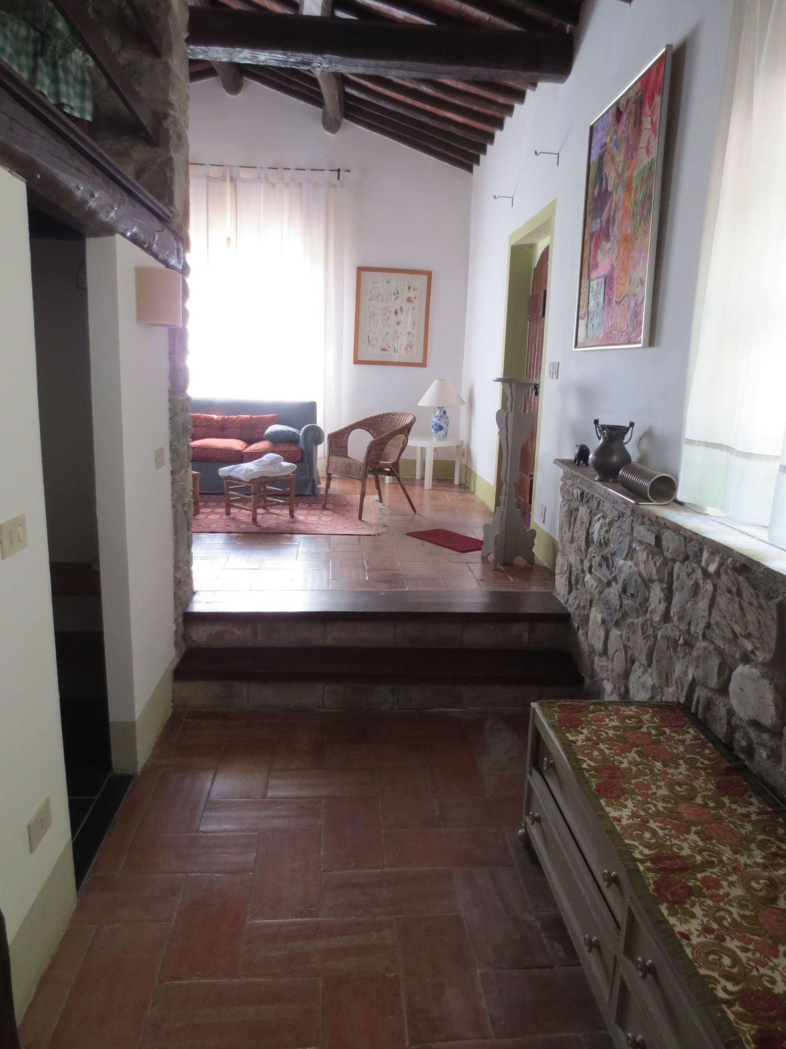 Unser Ferienanwesen: Villa Casale di Renata, Loc. La Casa (Rassina) - 270 qm Innenraum (Wohnzimmer 2)