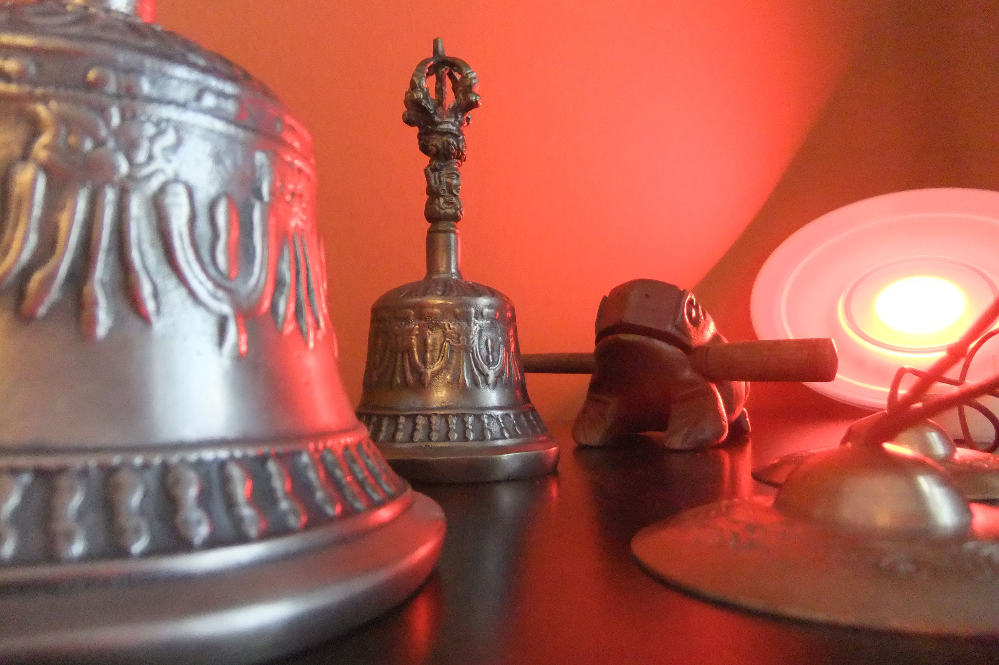 Tibetan-Bells © Alio-Warr Institute, 2012.