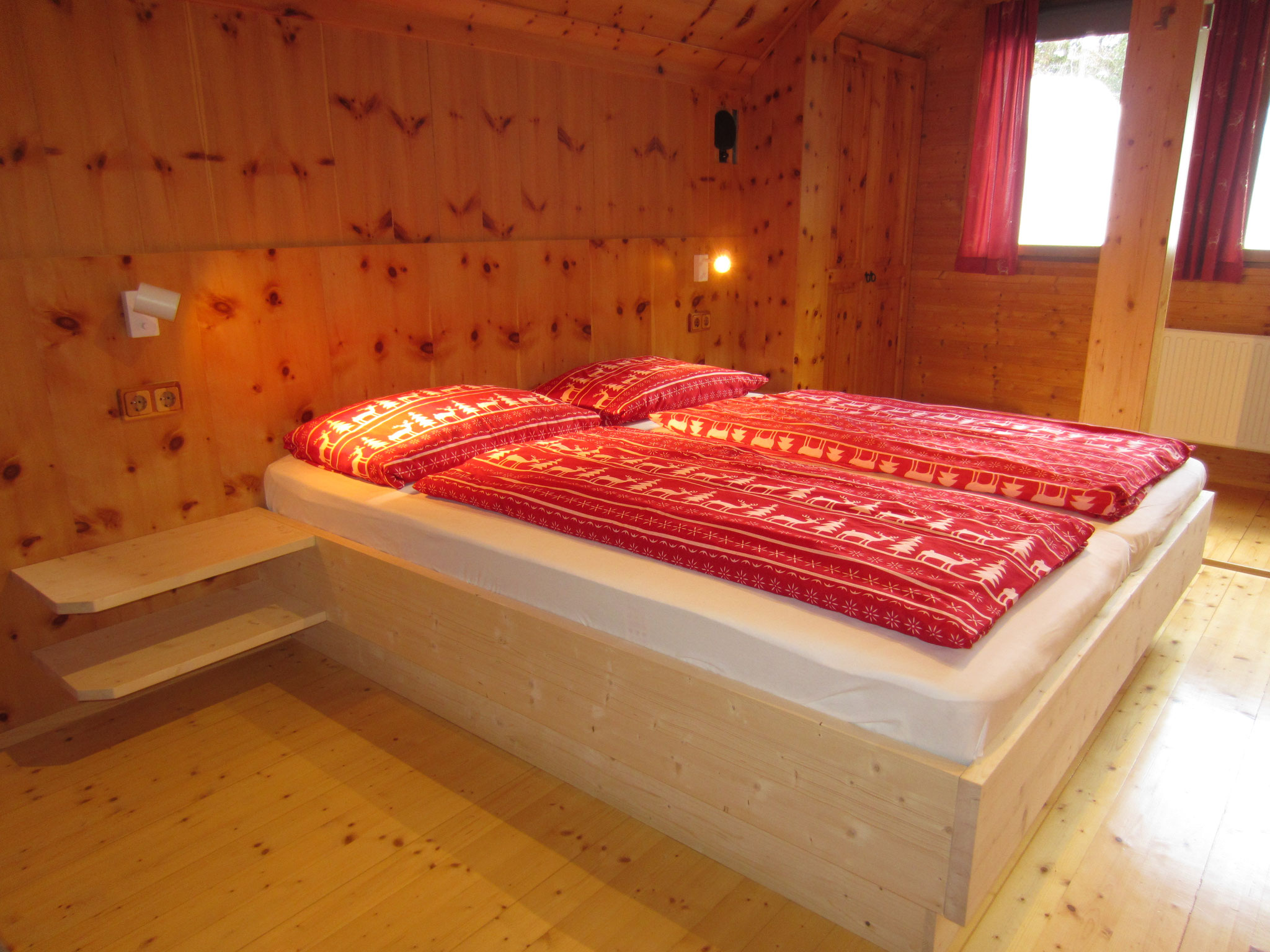 Zirbenwald Lodge - Schlafzimmer "Zirbe"