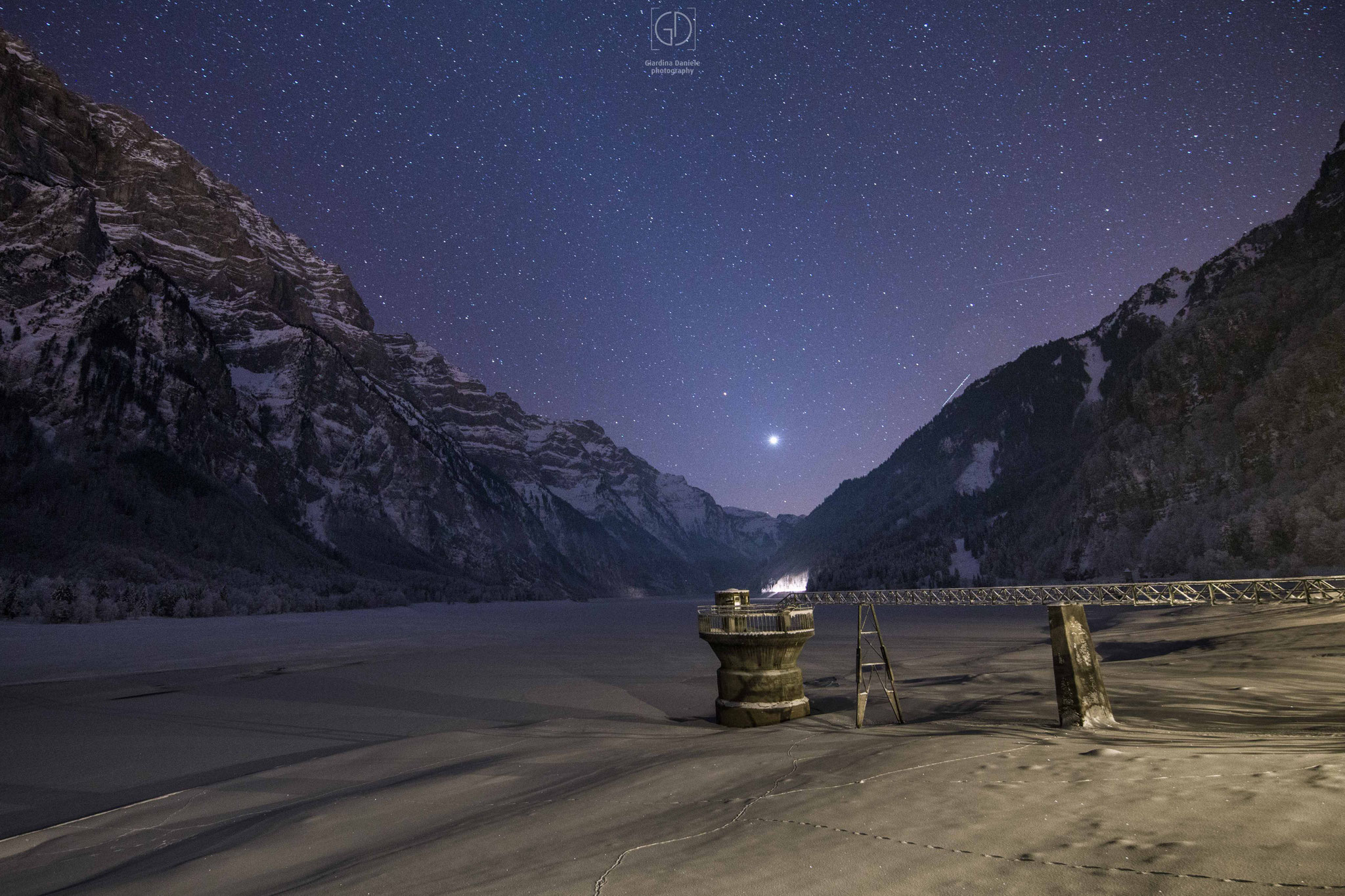Winterliches Klöntal