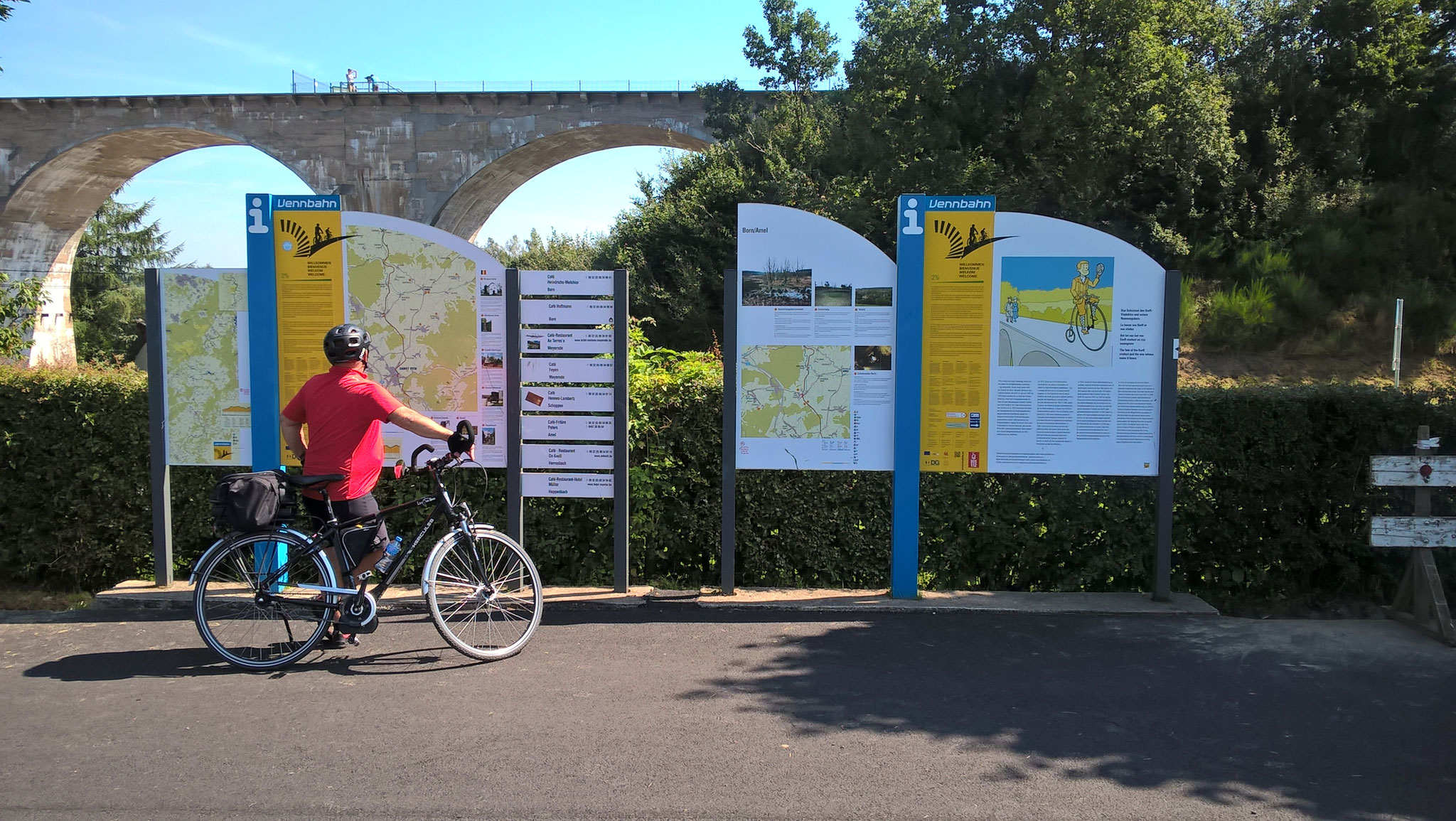 Au bord de la piste cyclable 'Vennbahn'  