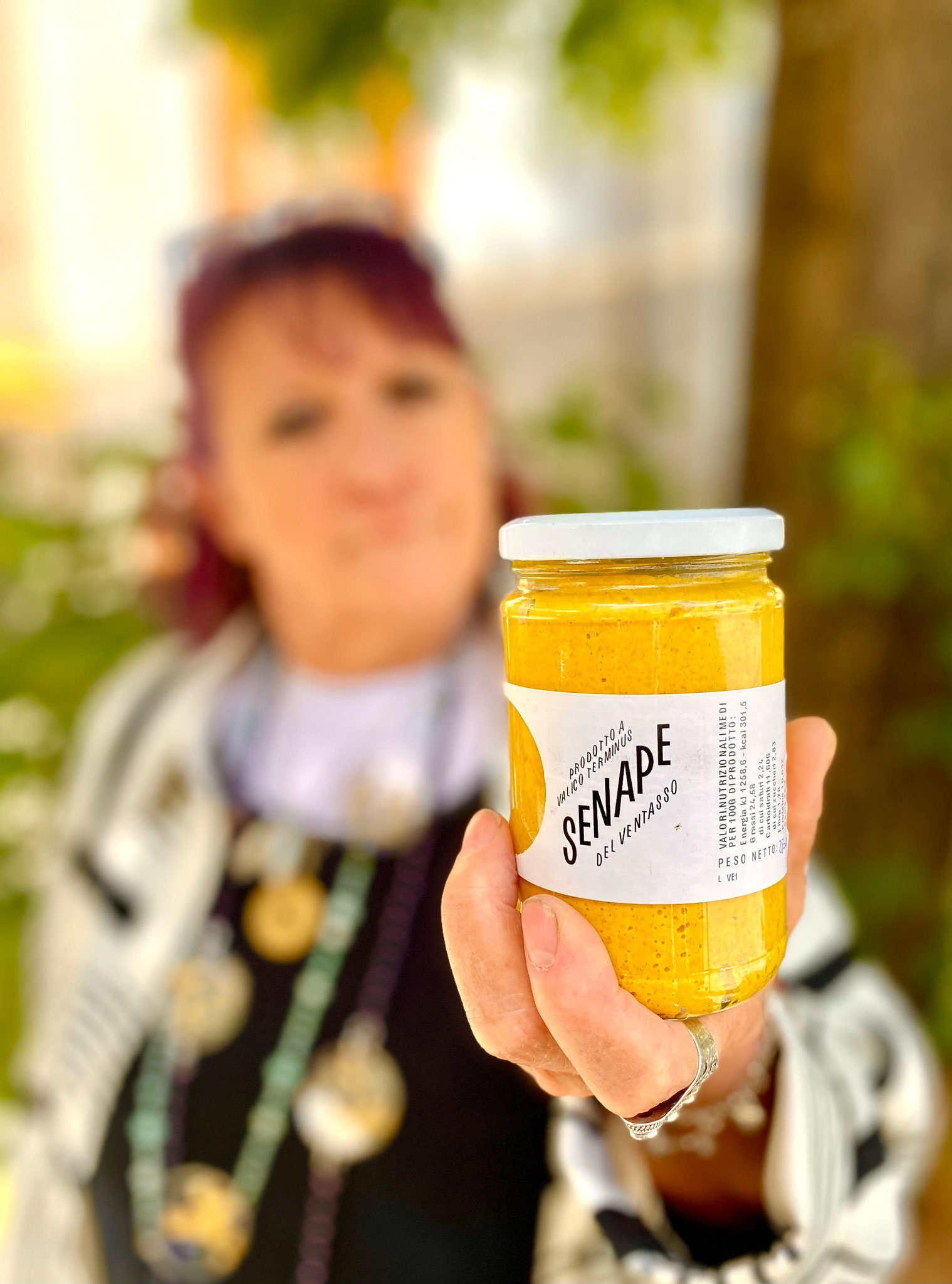 La Senape del Ventasso, delicata, aromatica, ottimo insaporitore di pietanze  tristi