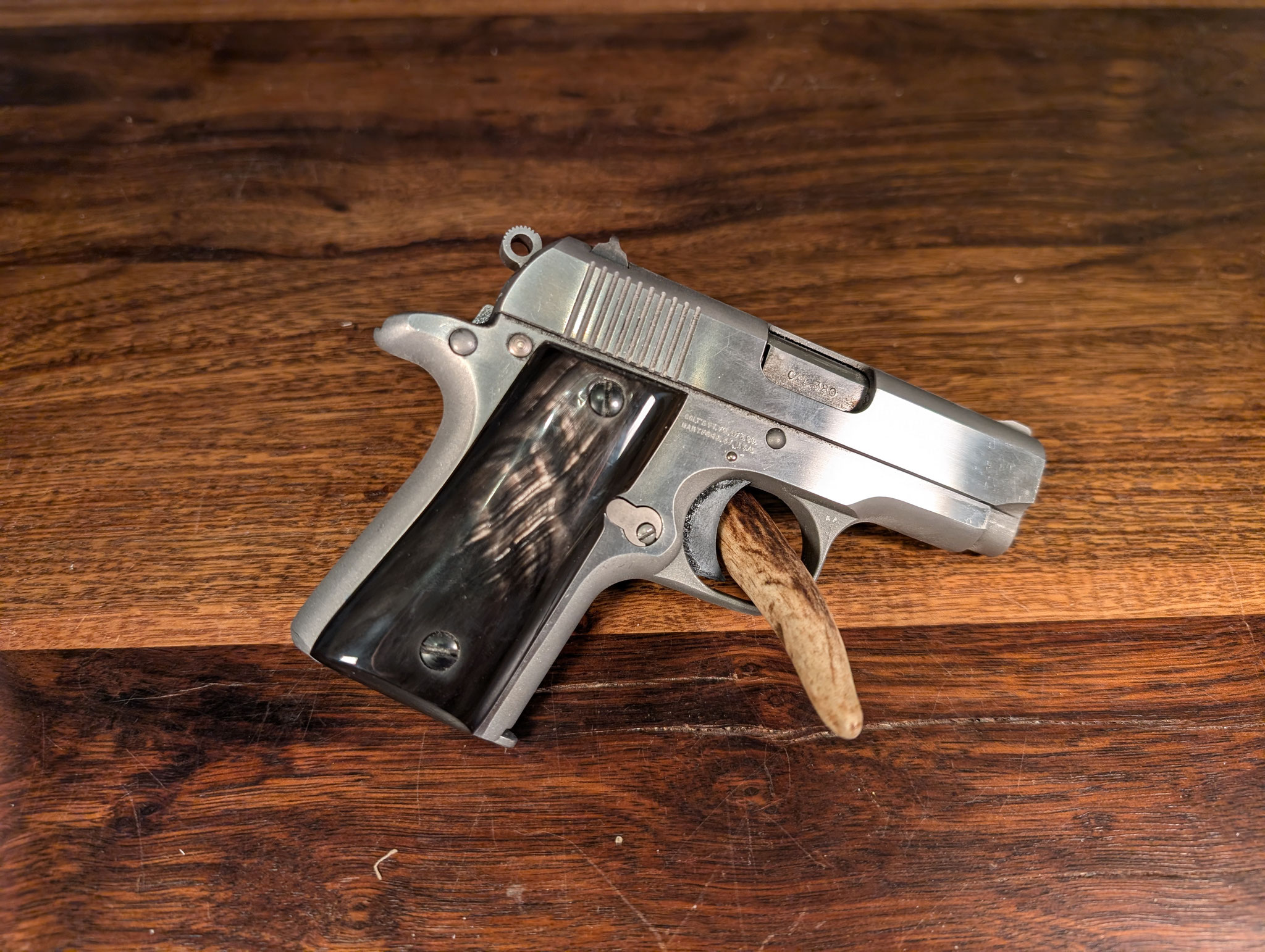 Colt Mustang