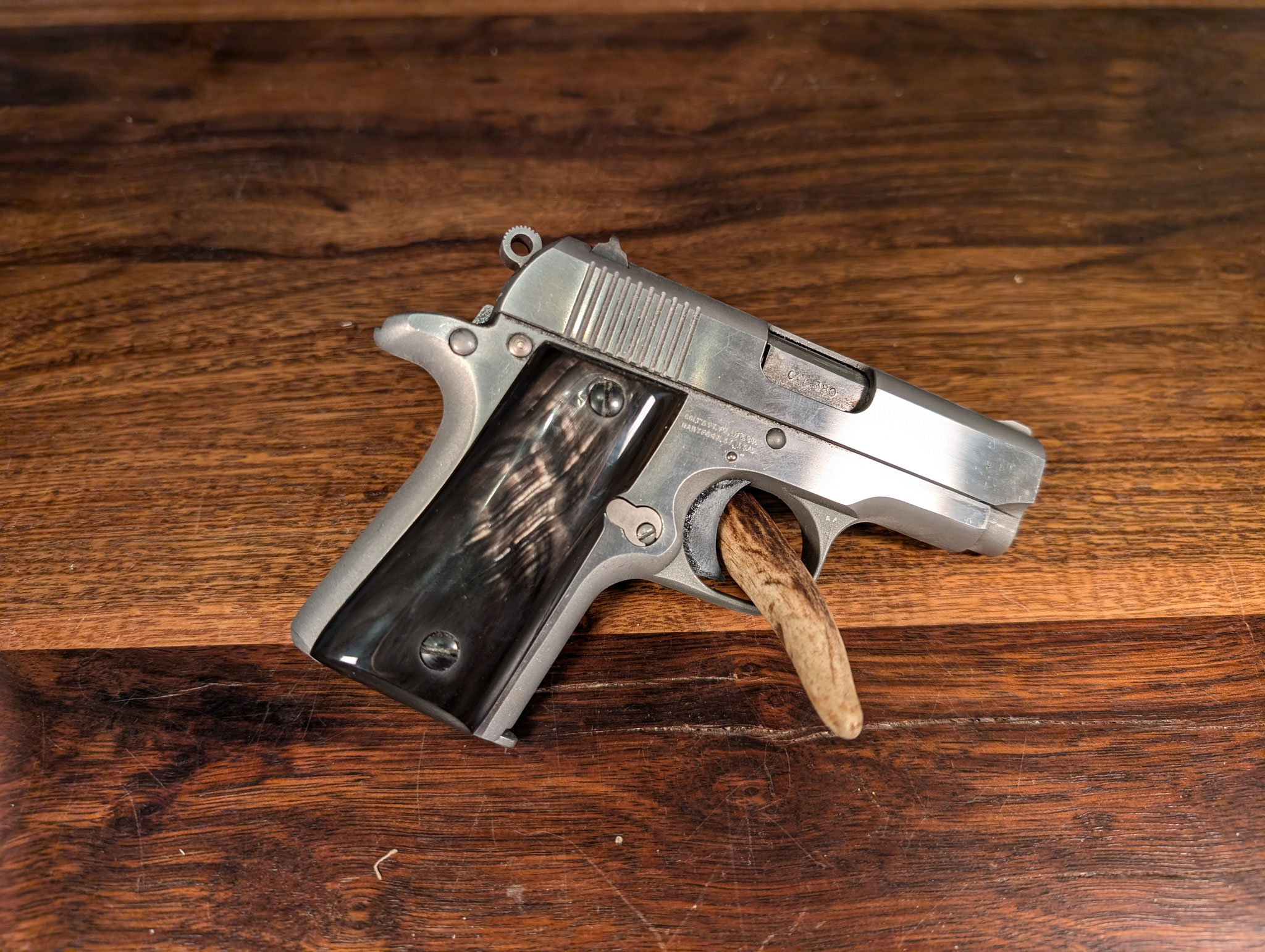 Colt Mustang