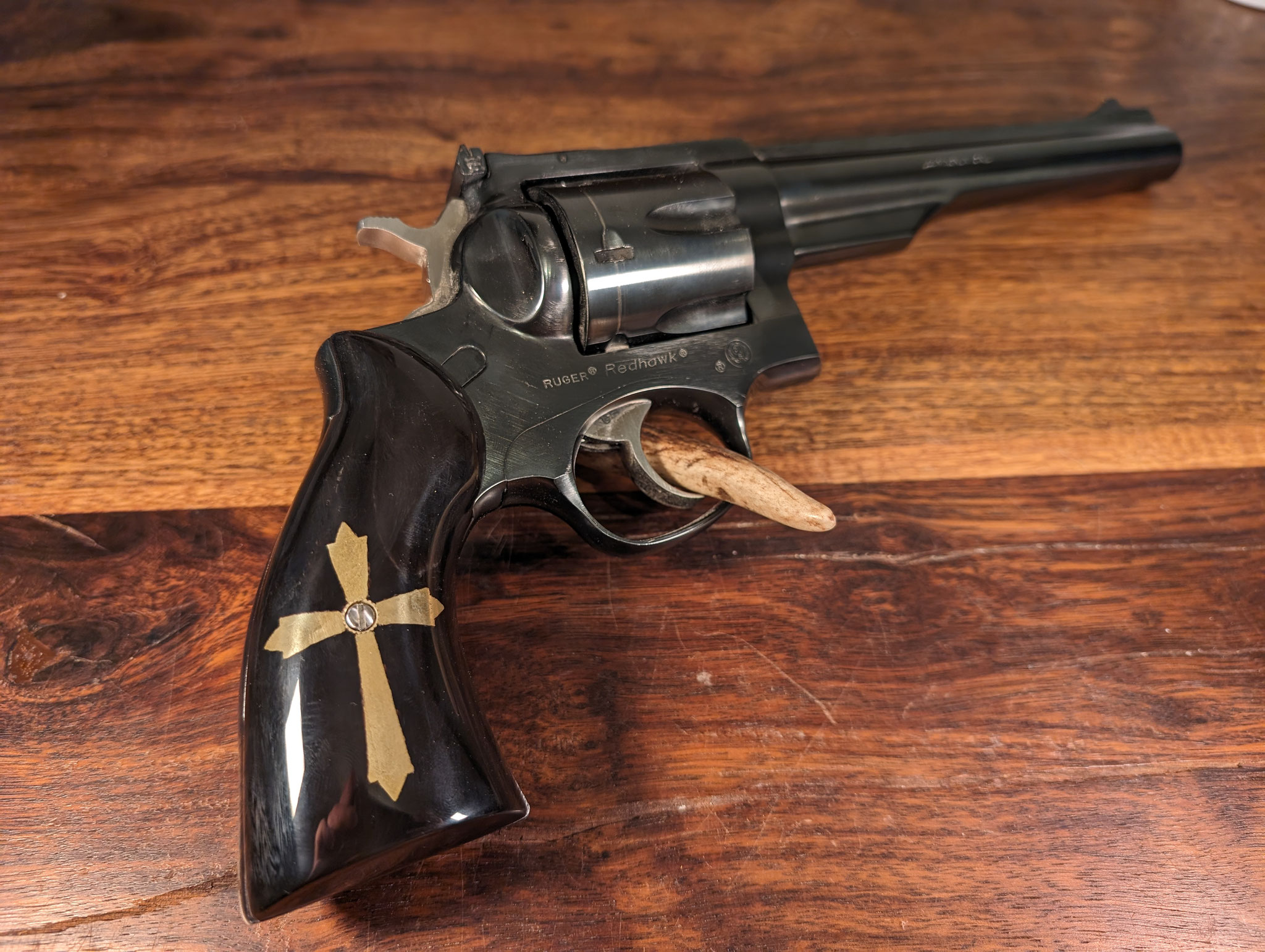 Ruger Redhawk