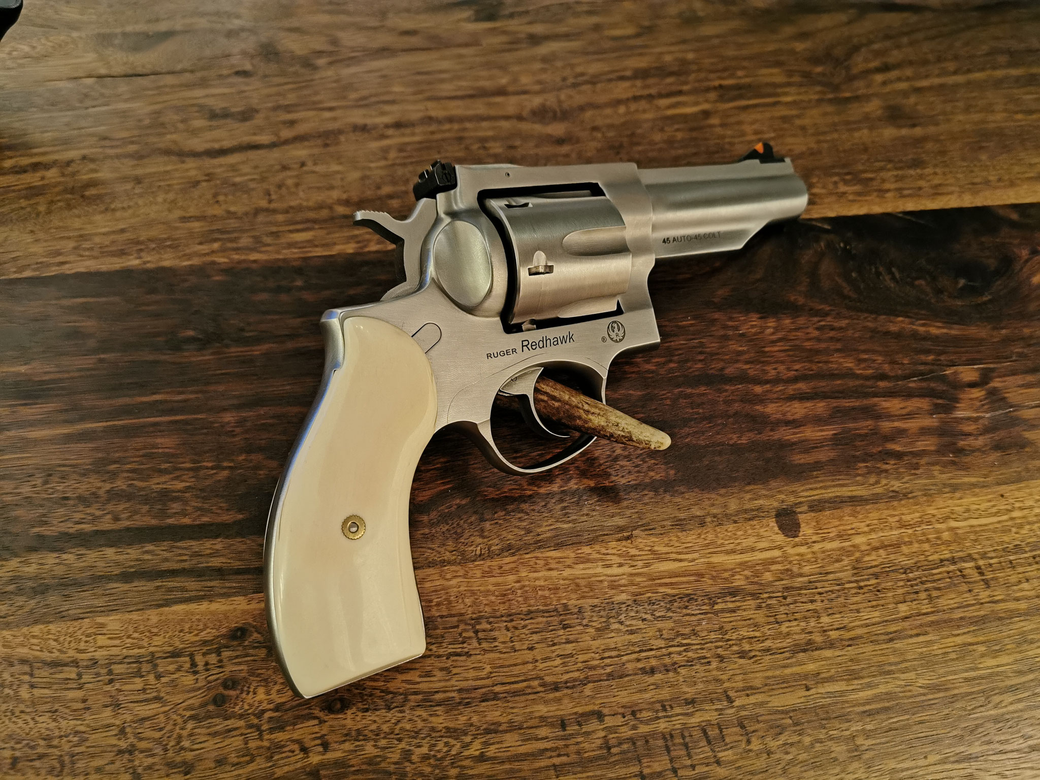 Ruger Redhawk