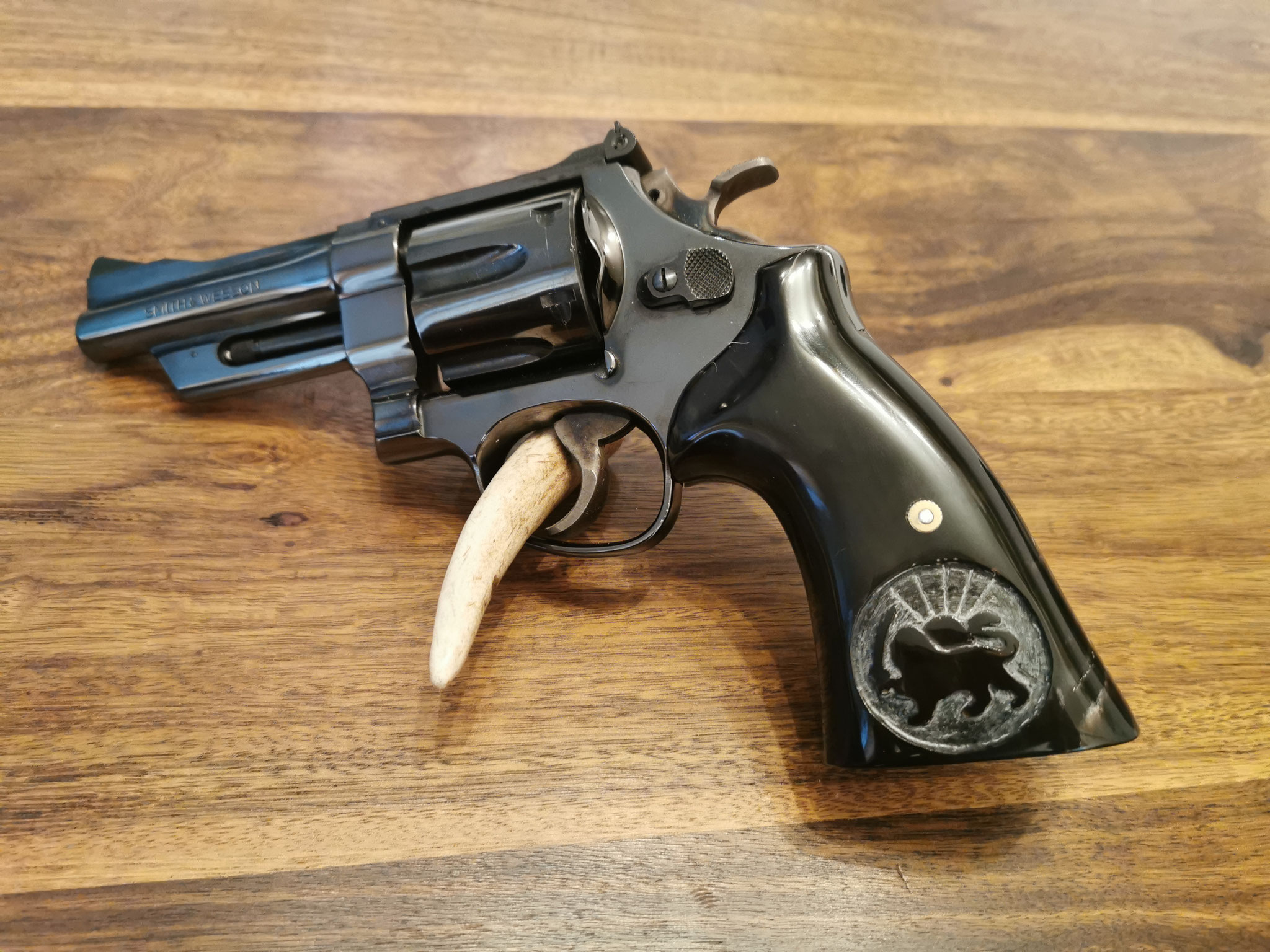 Smith & Wesson Model 27