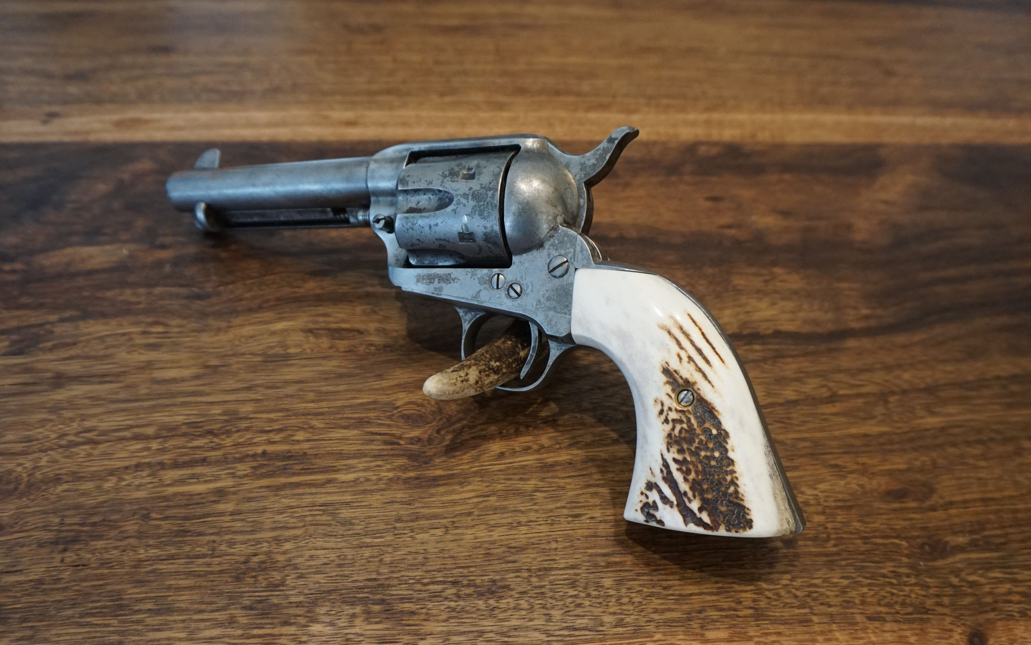 Colt SAA