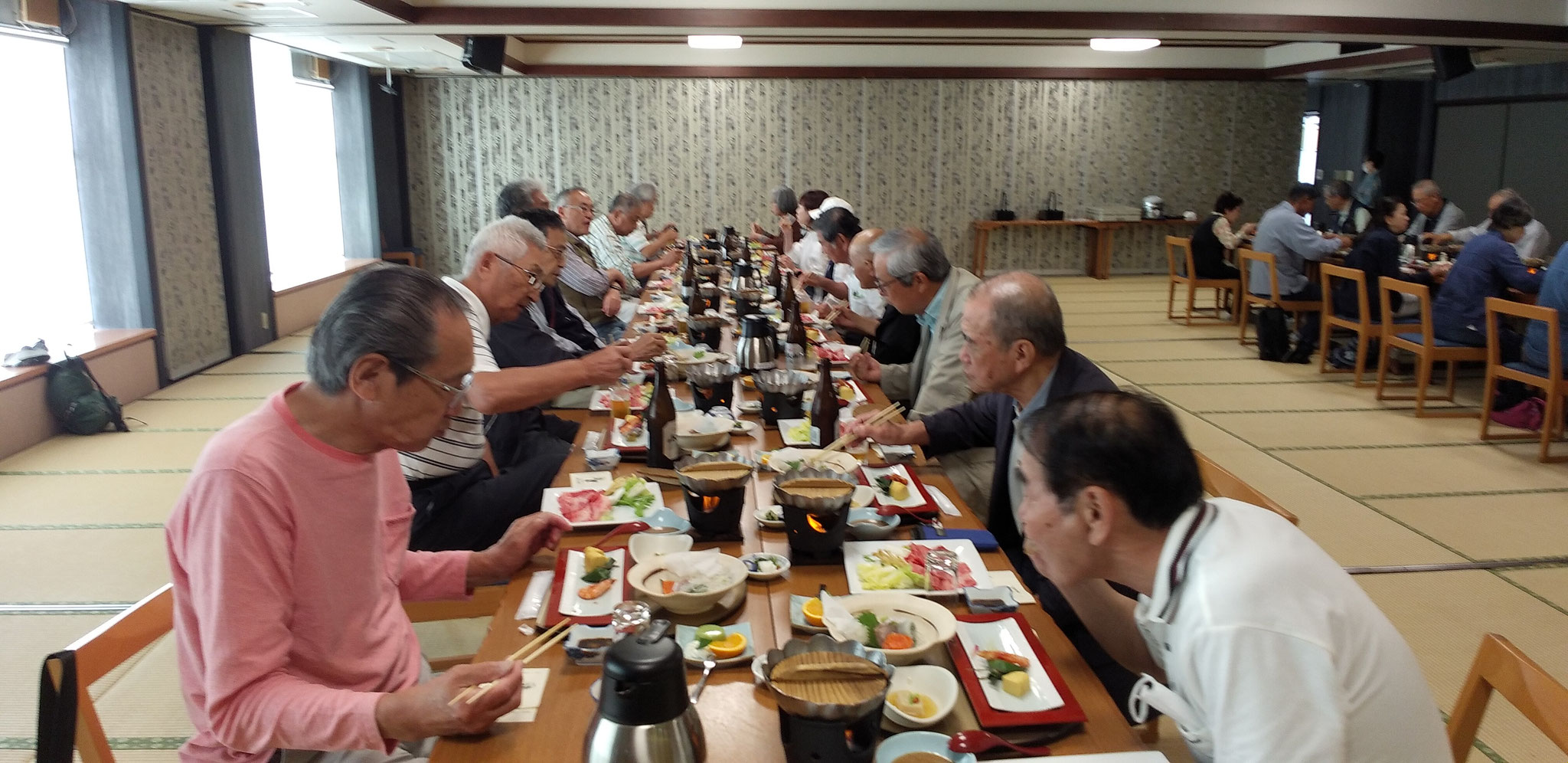 雄山荘食事風景１