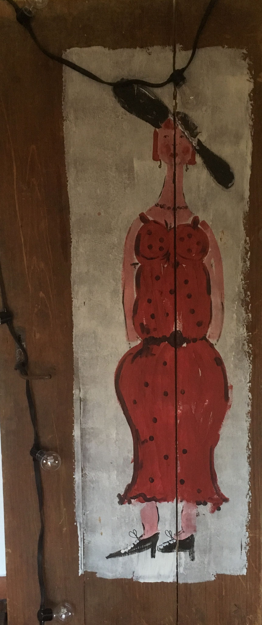 Die rote, dicke Dame, gemalt von der Künstlerin Gudrun Stahl