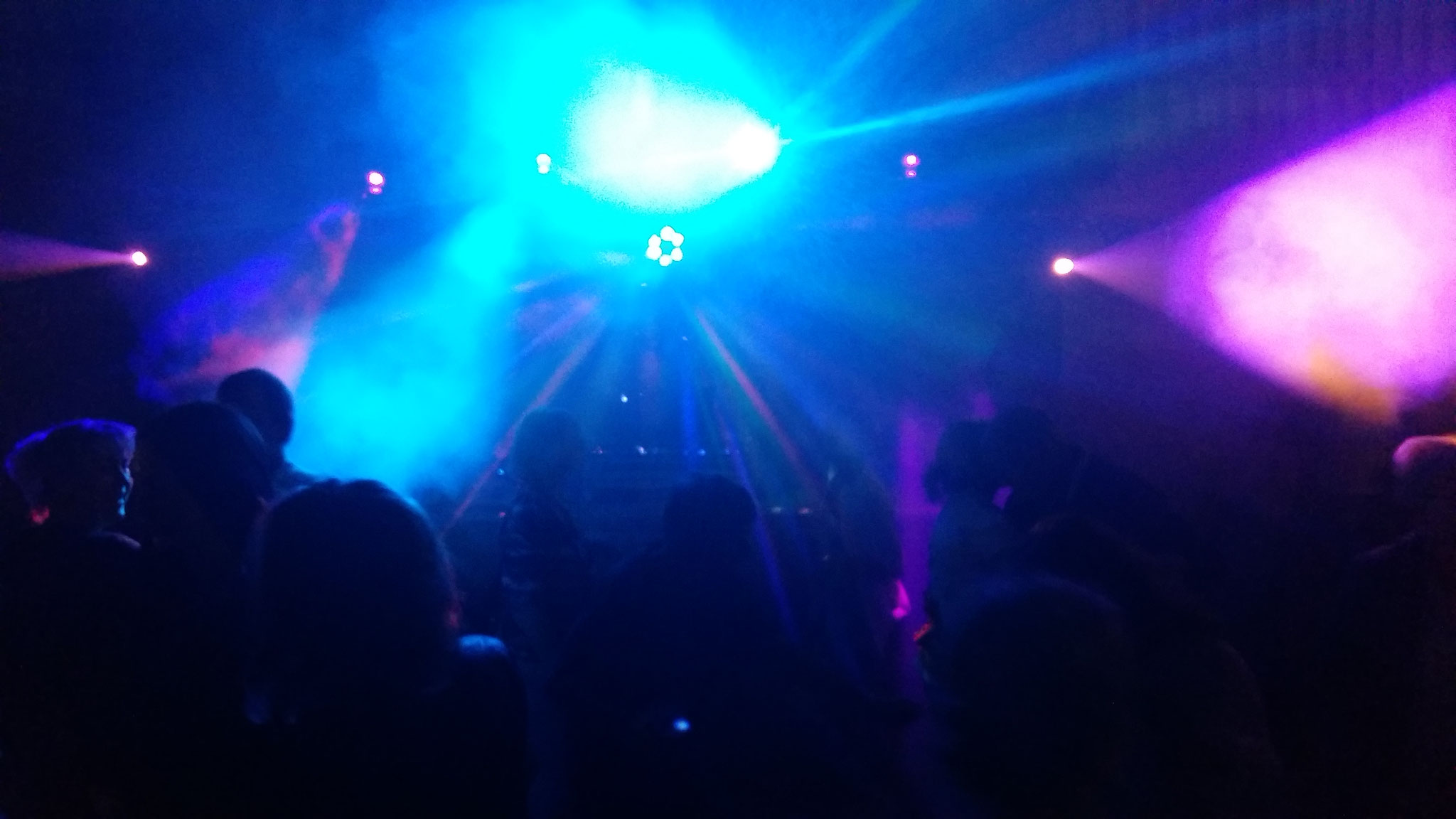 Dance, dance, dance