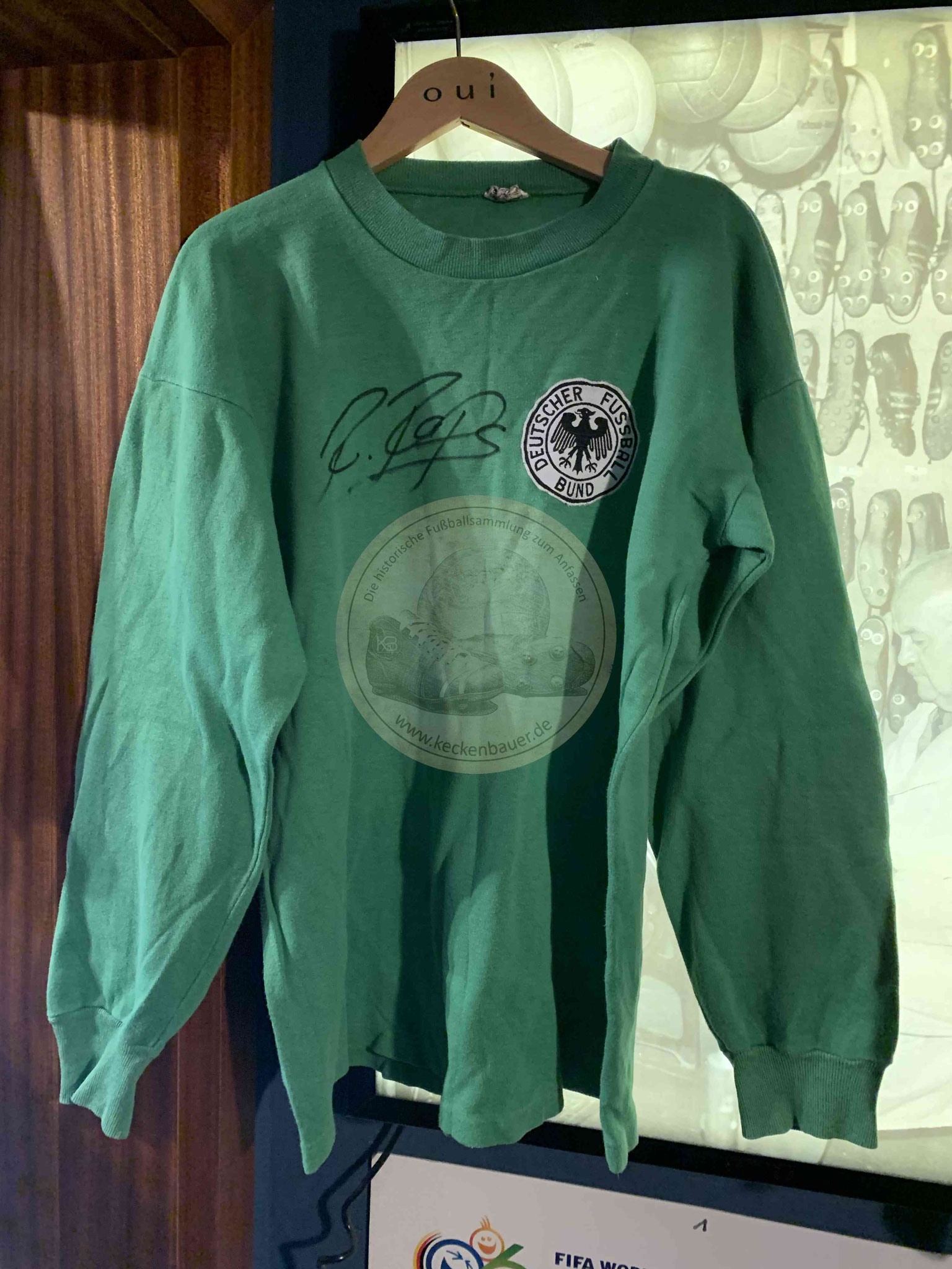 Trikot von Ralf Raps von einem Spiel im Tor der Jugendnationalmannschaft 