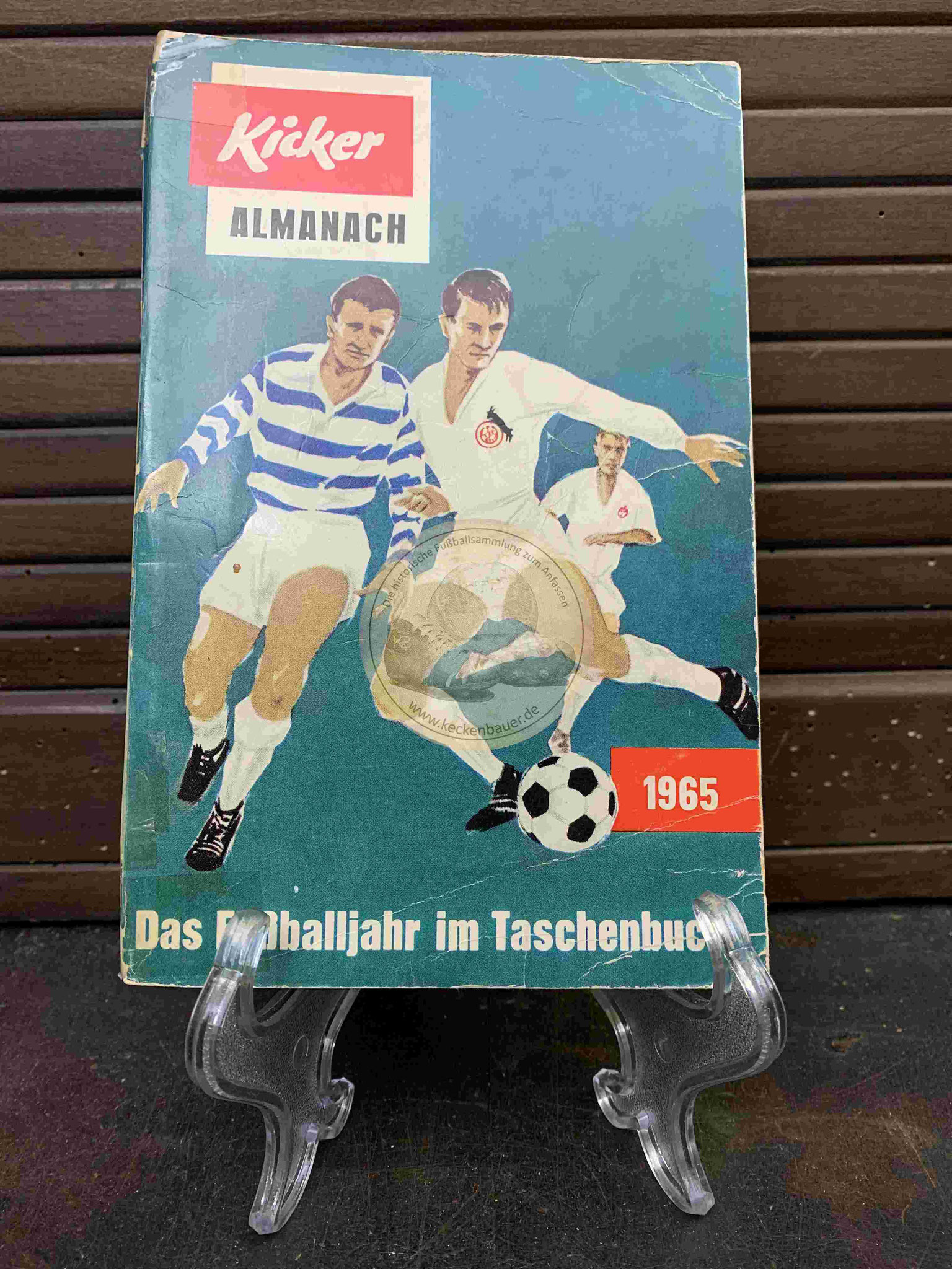 Kicker Almanach Das Fußballjahr im Taschenbuch aus dem Jahr 1965