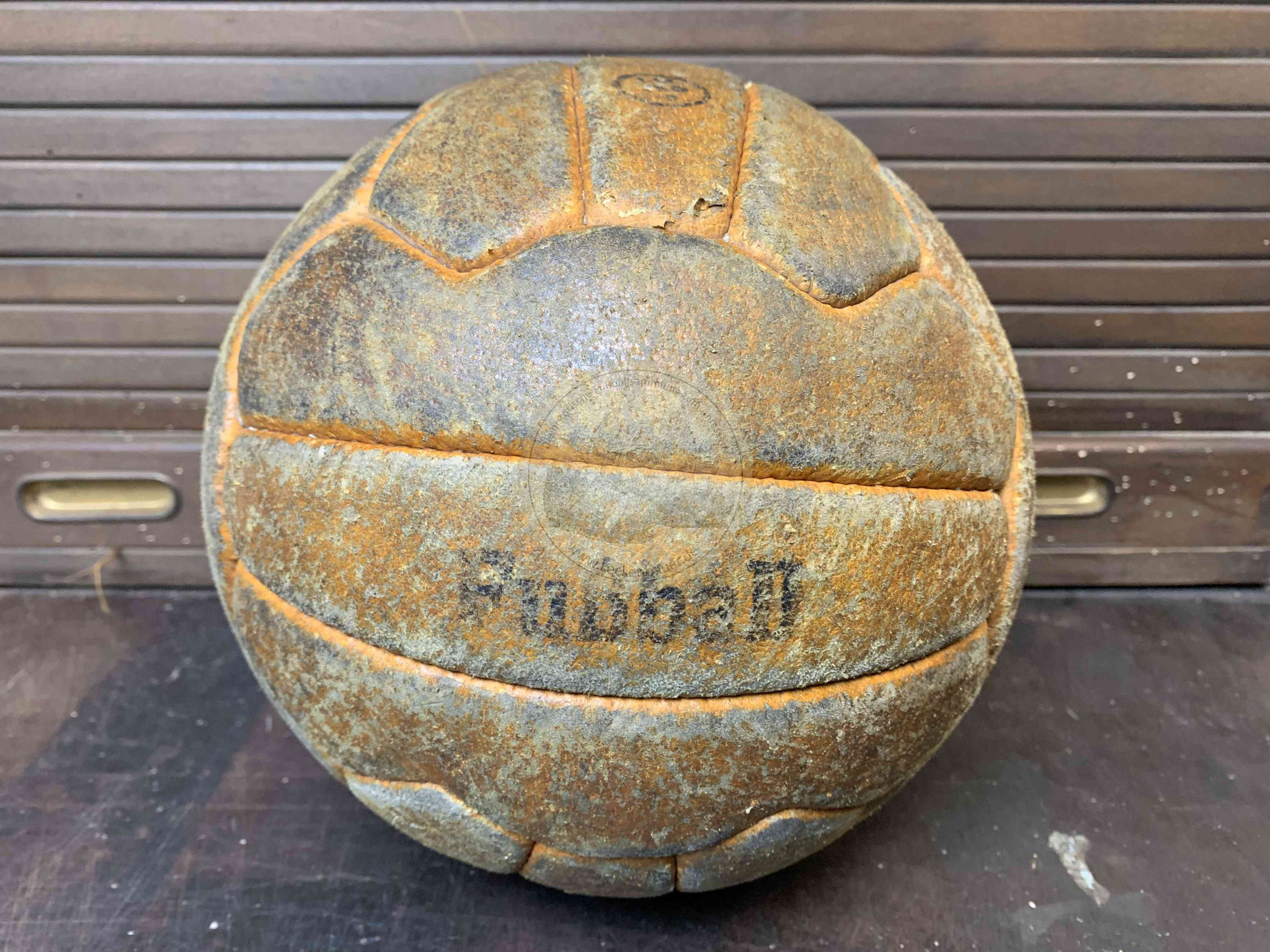 Fußball "Fußball" mit drei Panelen je Seite und Ventil 
