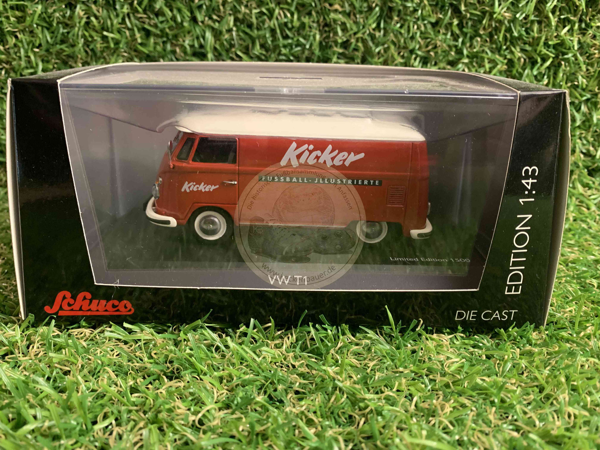 Kicker Retro Bus von Schuco VW T1