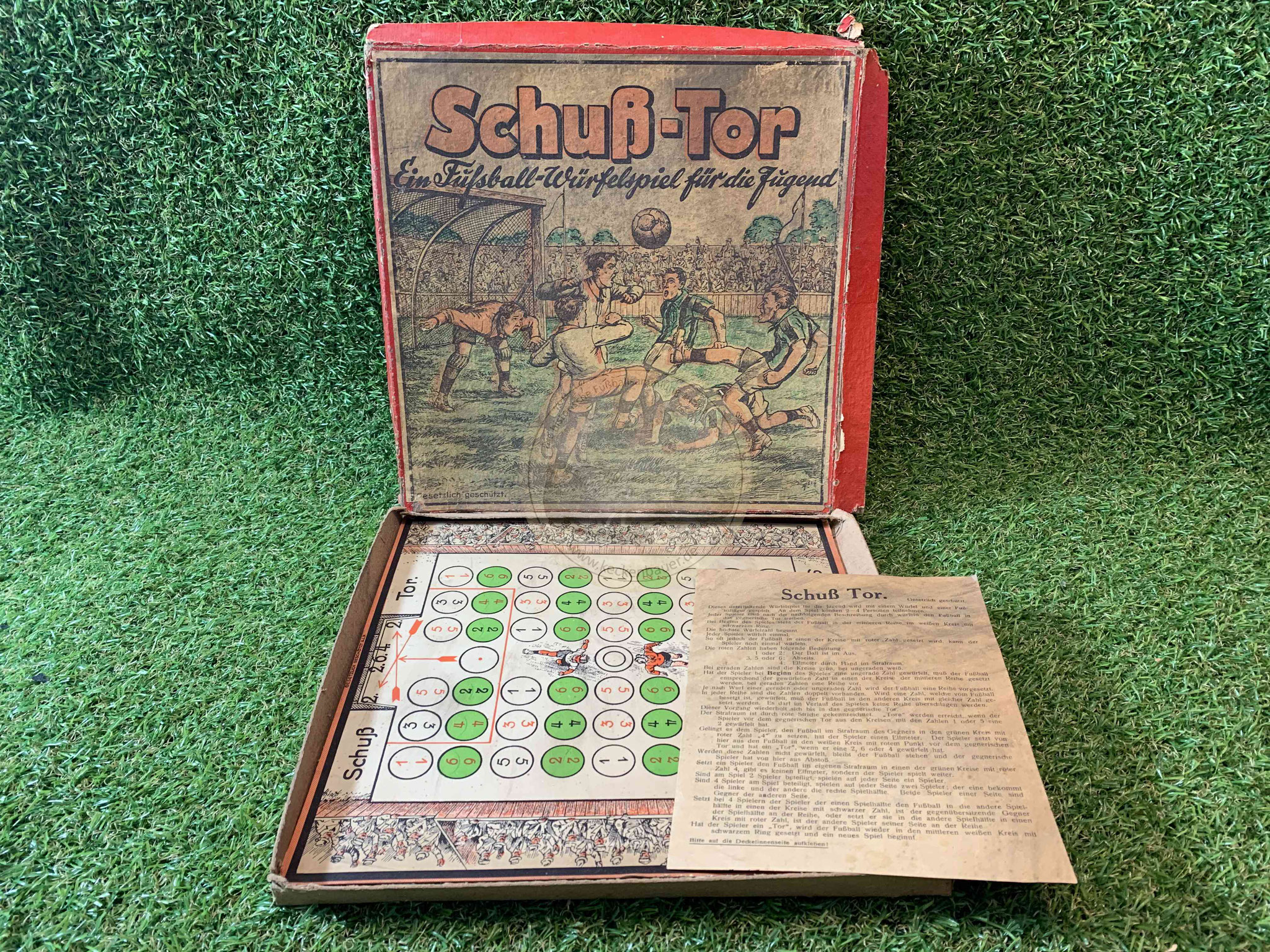 Schuß Tor ein Fußball Würfelspiel für die Jugend Verlag Brinkop Peine ca. 1920er