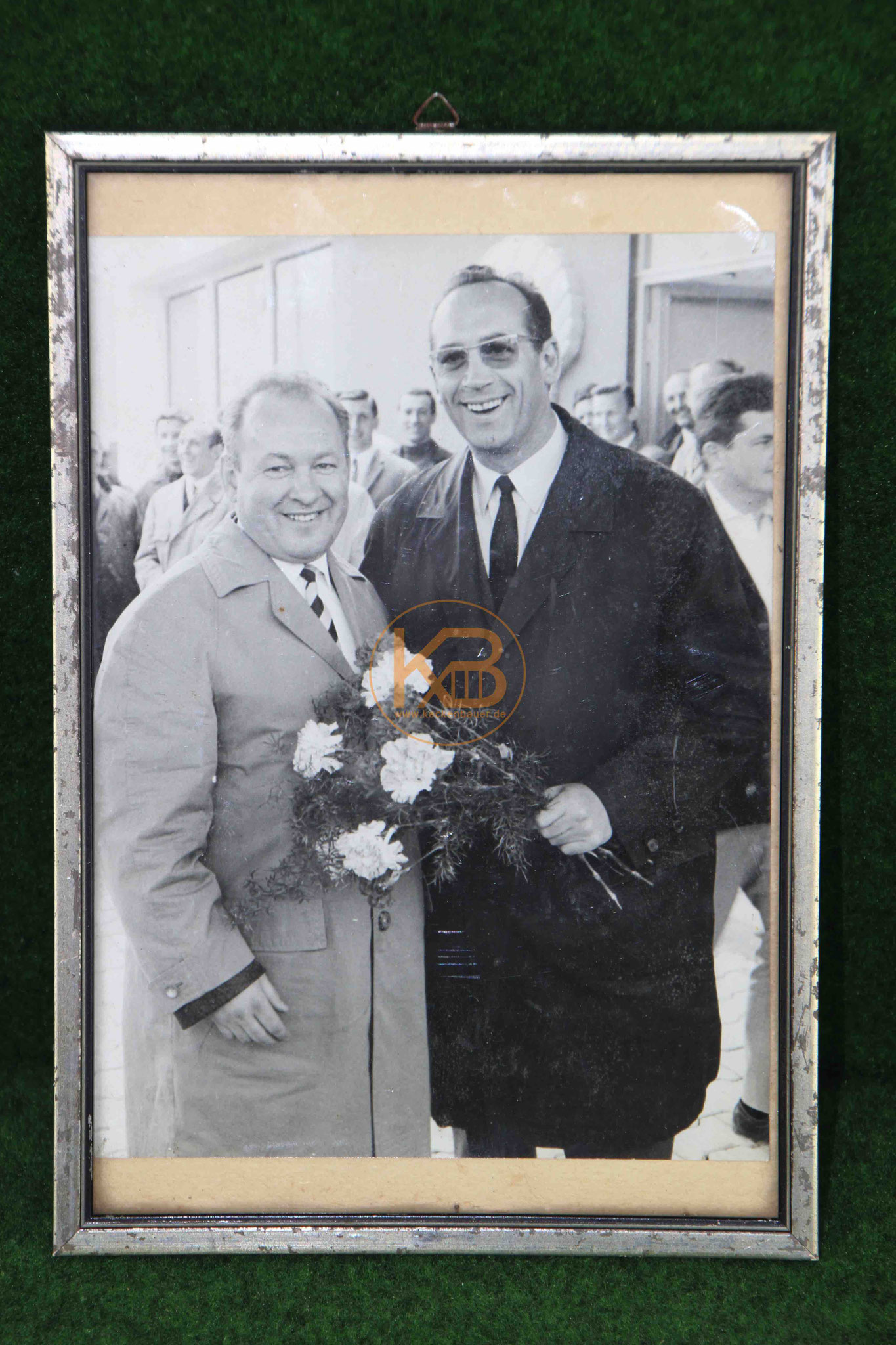 Foto aus dem Nachlass von Max Merkel auf dem er mit Zlatko "Tschick" Cajkovski abgebildet ist. 