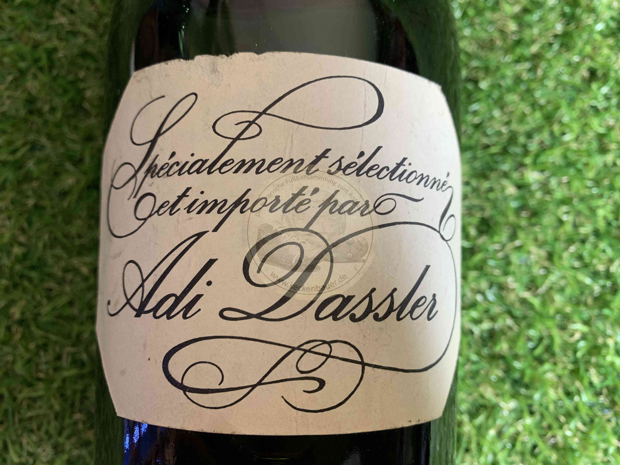 ROTWEIN 1950-60  importiert von Adolf (Adi) Dassler, Gründer von Adidas)  ungeöffnete Flasche b