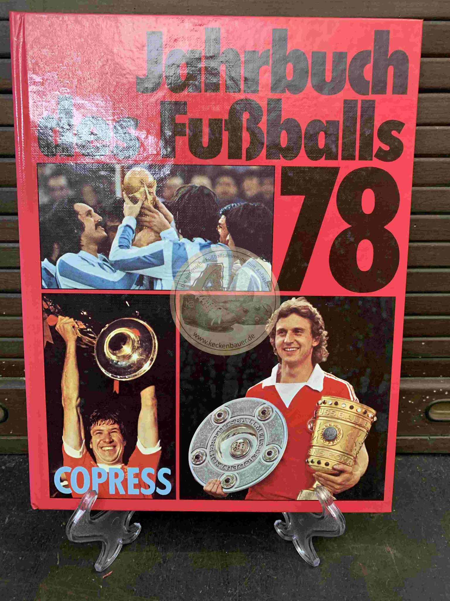 Jahrbuch des Fußballs 1978 vom Copress Verlag.