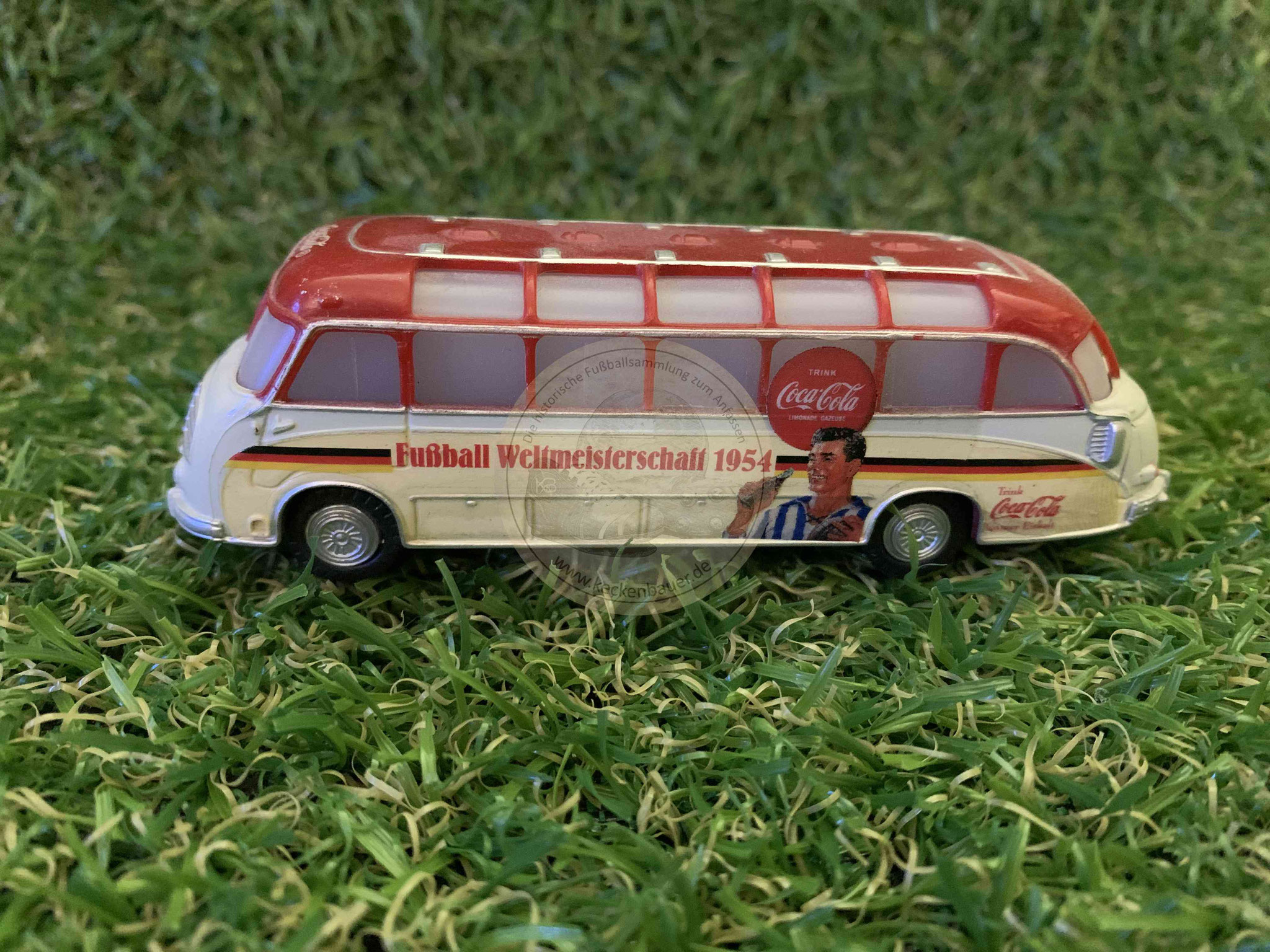 1954 Replique WM Bus von Coca Cola