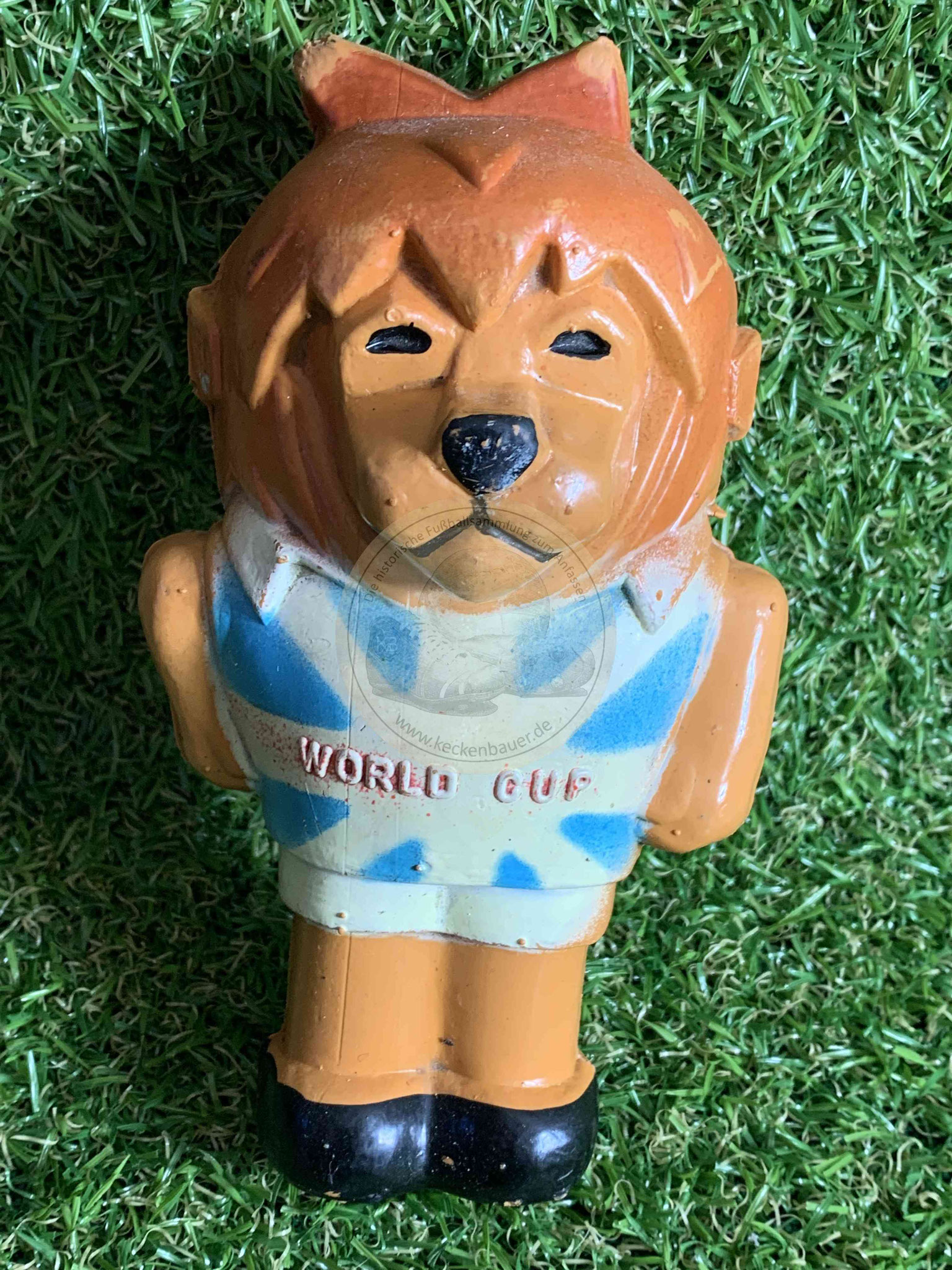 Willie World Cup von der WM 1966 in England, das erste von der FIFA lizensierte Maskottchen 2