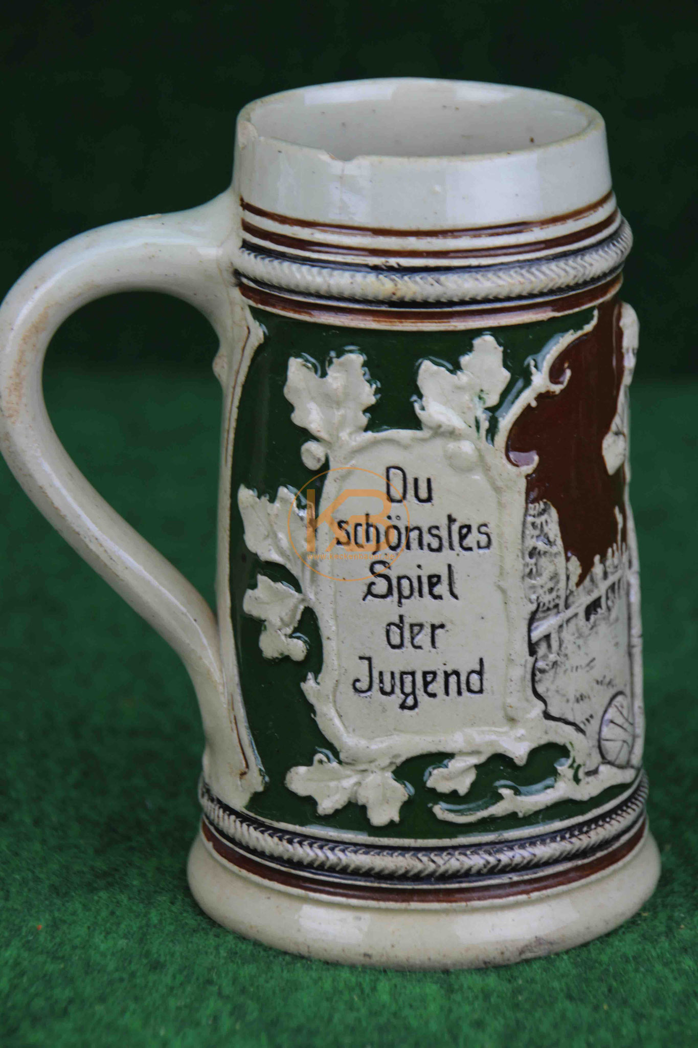 Sehr schöner und seltener historischer Fussball – Bierkrug – Humpen – Gut Tritt aus den 1920er Jahren 3/3