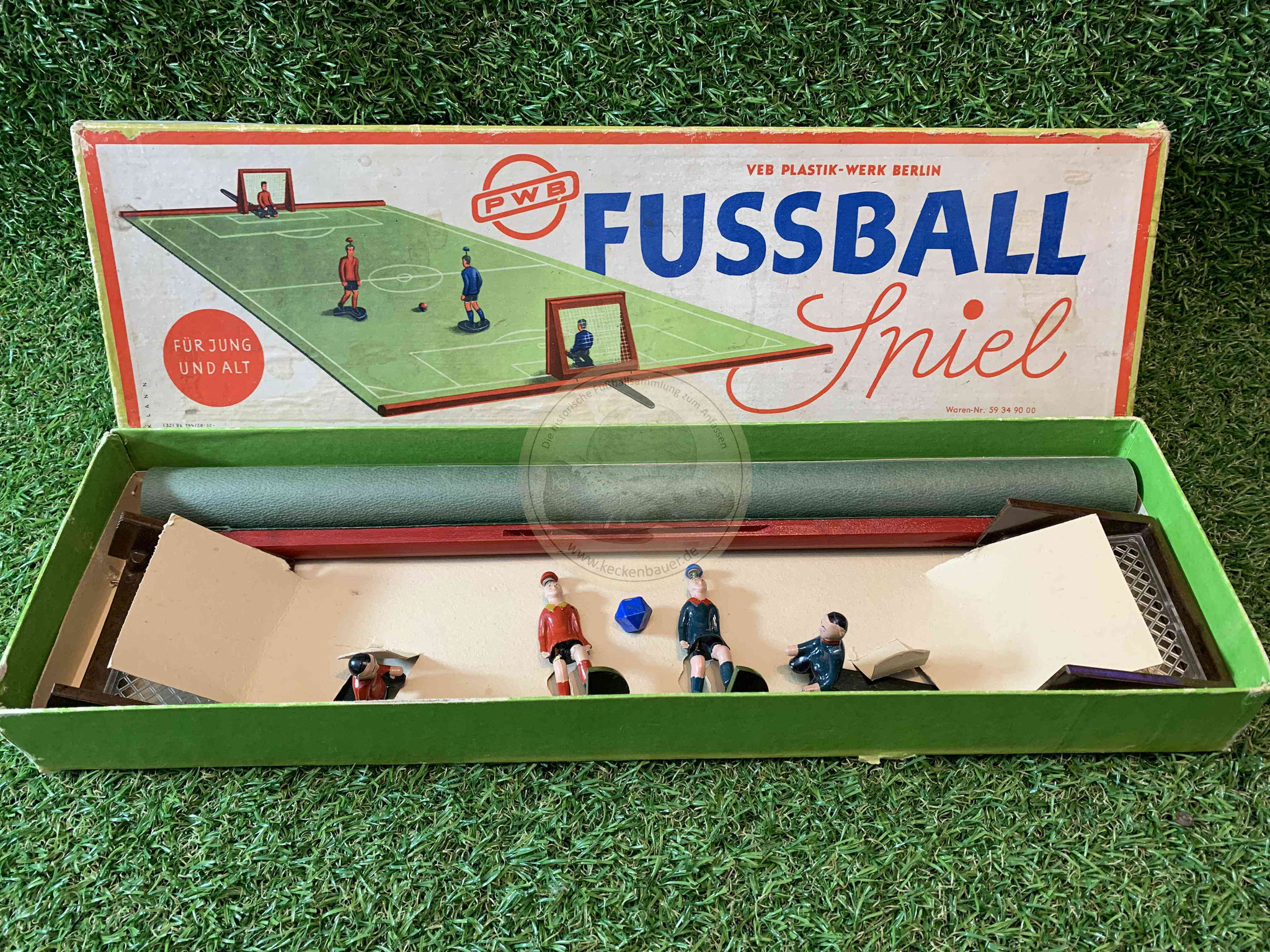 Fussball Spiel - für Jung und Alt von PWB VEB Plastik-Werk Berlin 