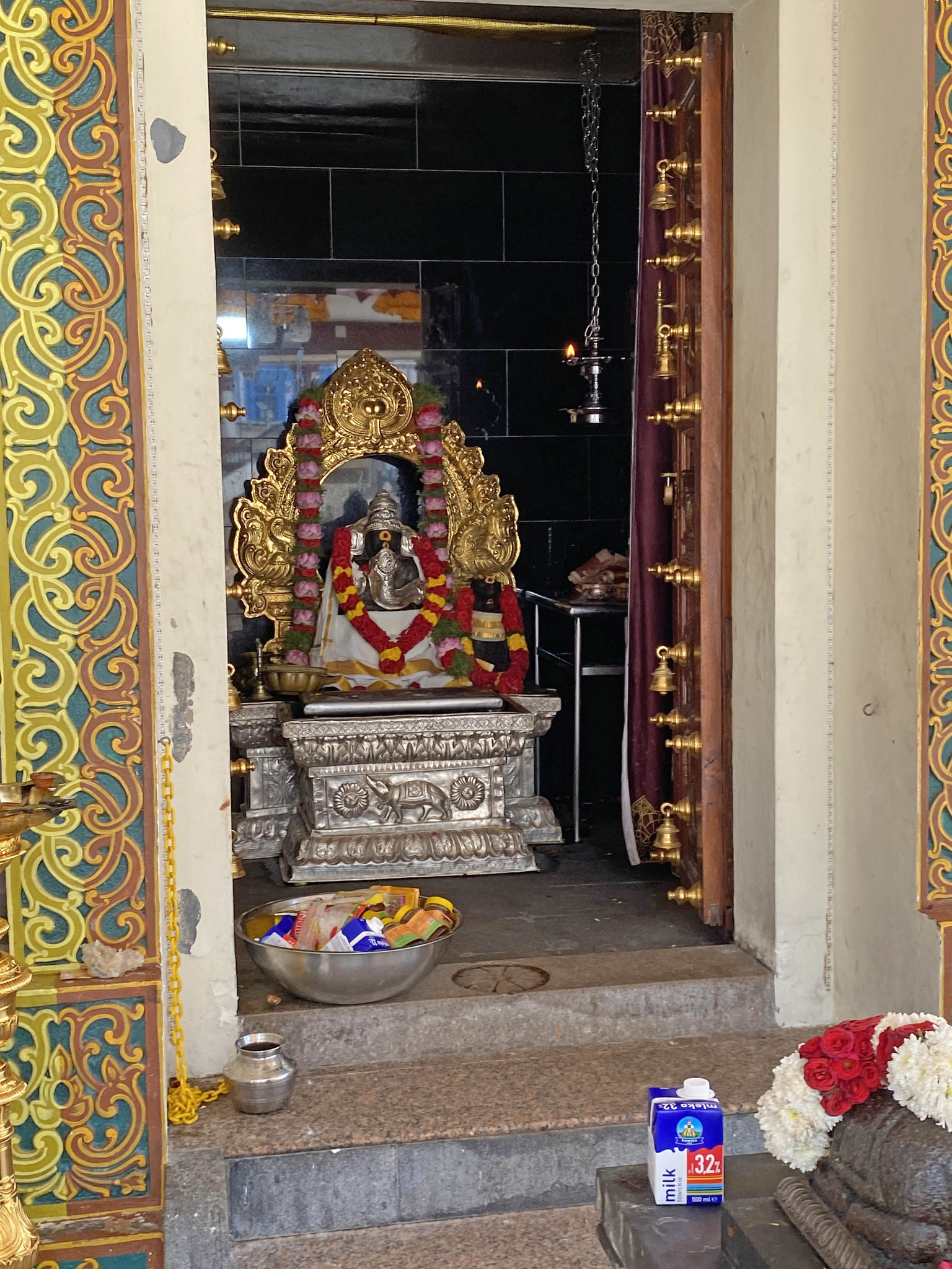 Im Sri Mariamman Tempel