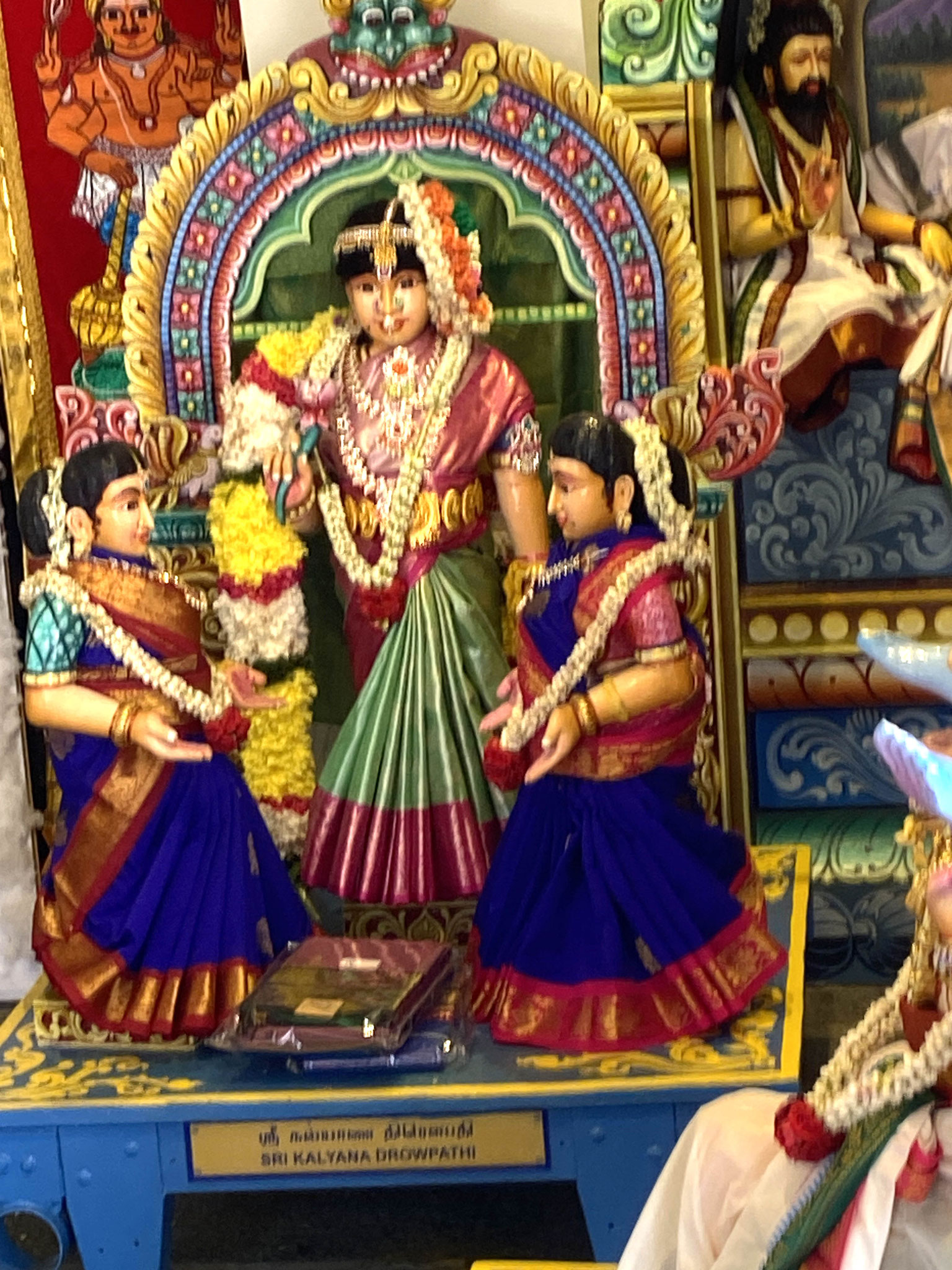 Im Sri Mariamman Tempel