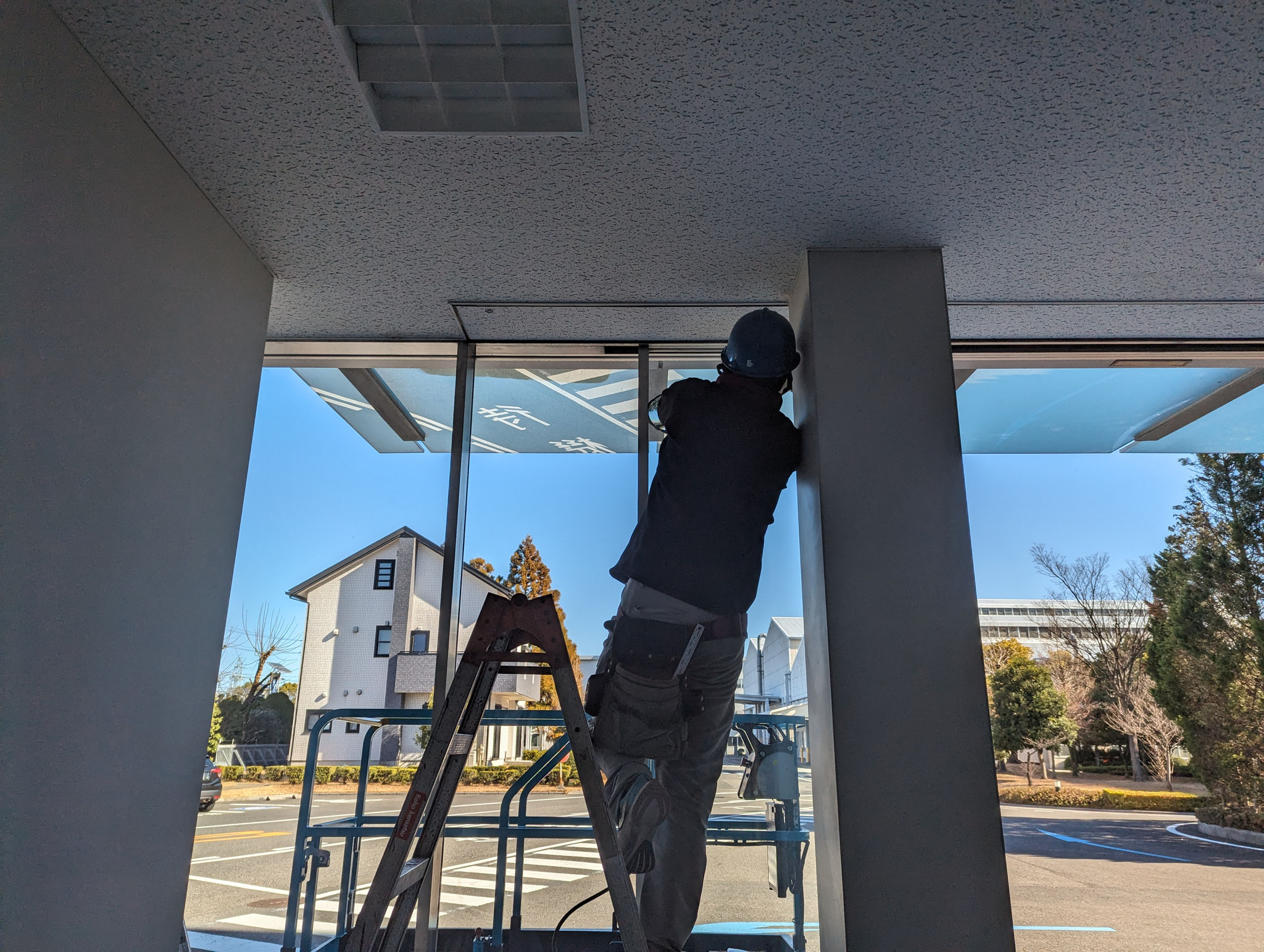 硝子屋根雨漏り修繕工事：工程写真