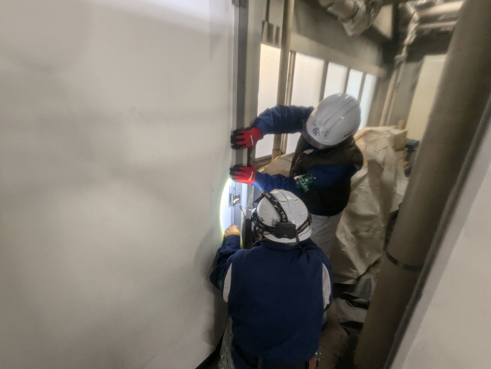 丁番仕様鉄扉取替工事：工程写真