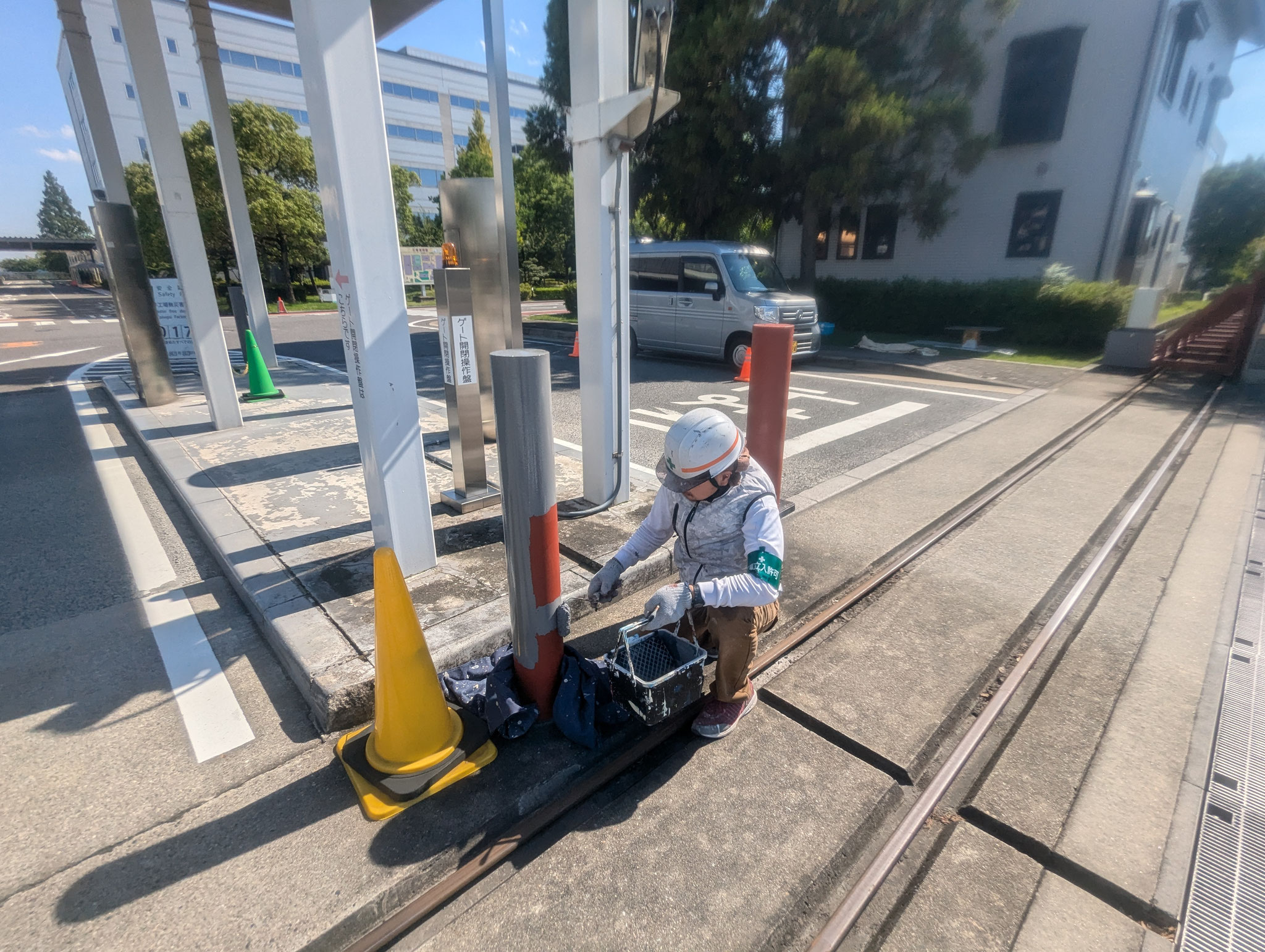 電動ｽﾗｲﾄﾞ門扉塗装工事：工程写真