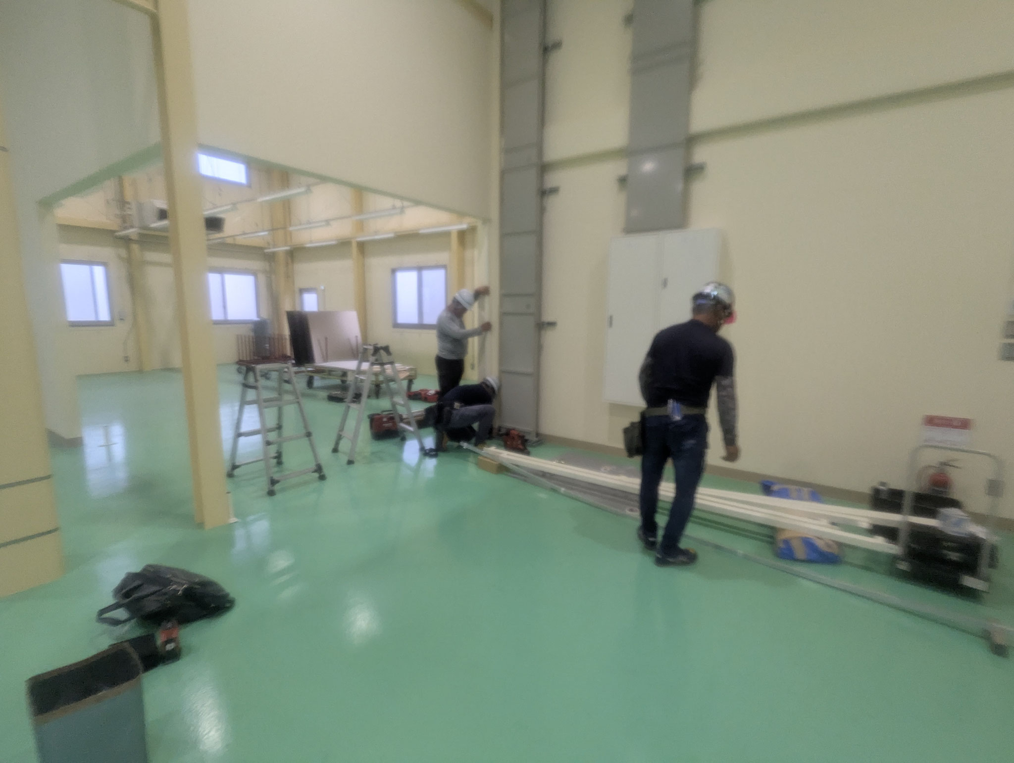 間仕切りテントカーテン：工程写真