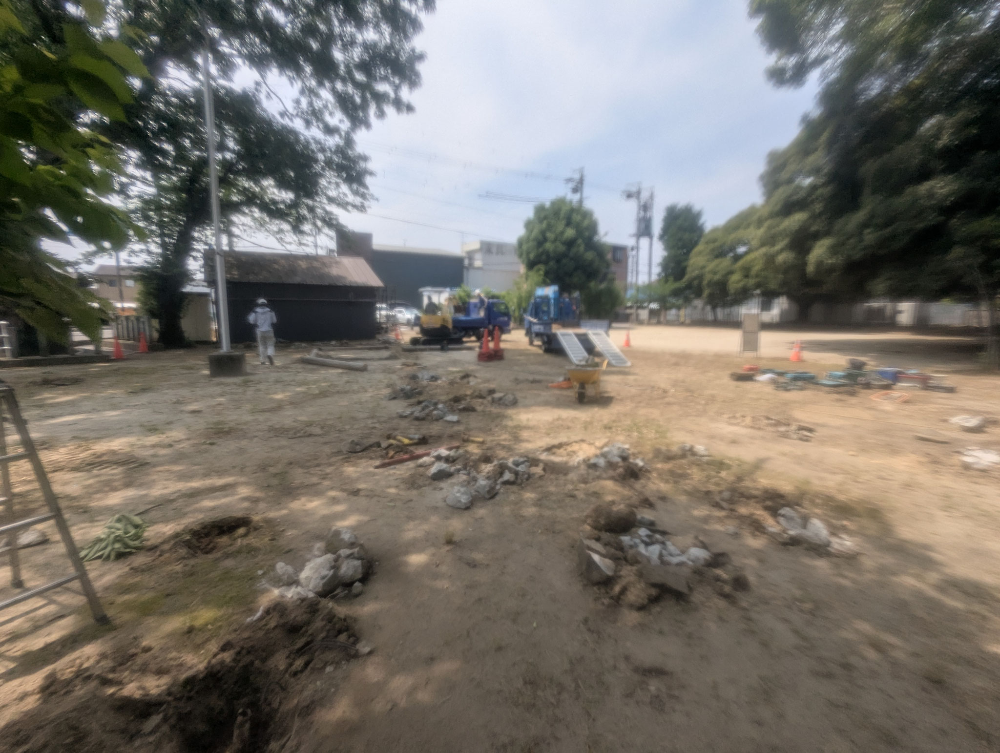 遊具解体撤去工事：工程写真
