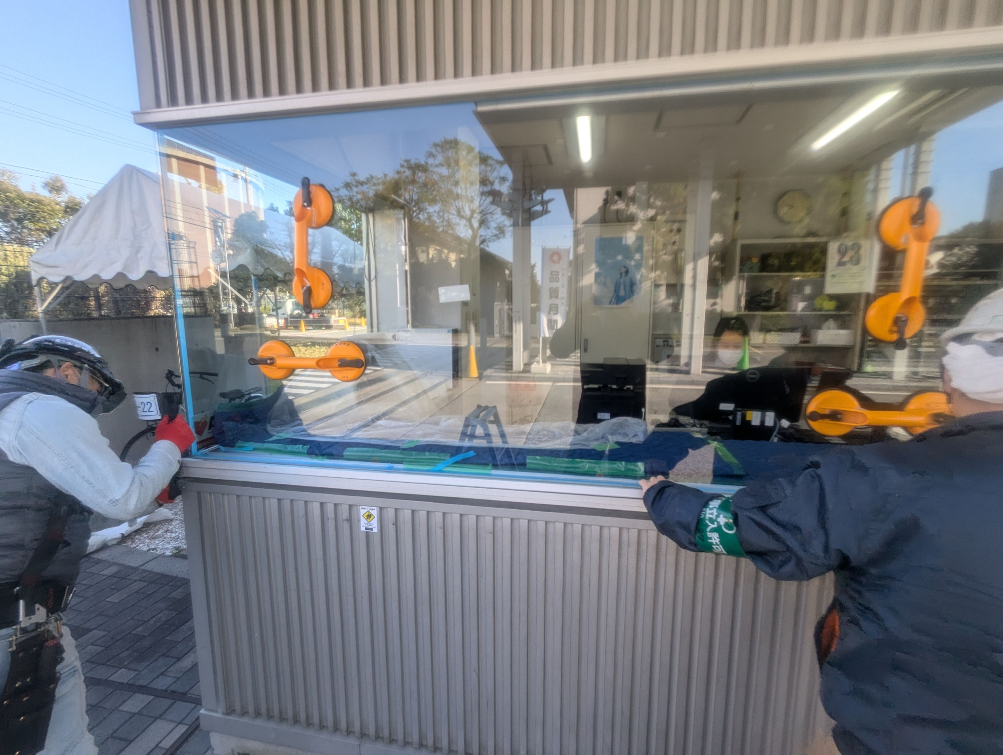 熱割れガラス交換工事：工程写真