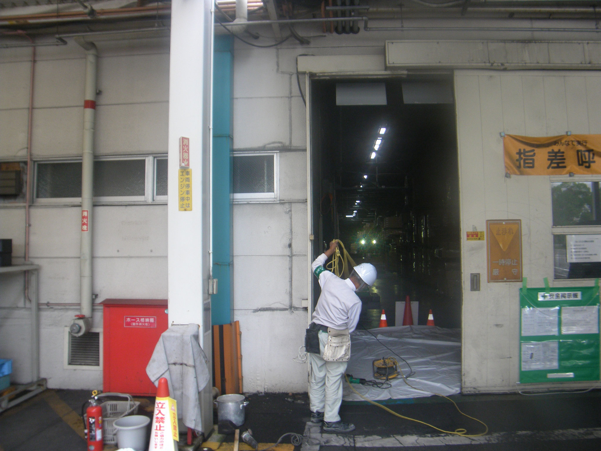 鋼製開き袖扉改修工事：工程写真