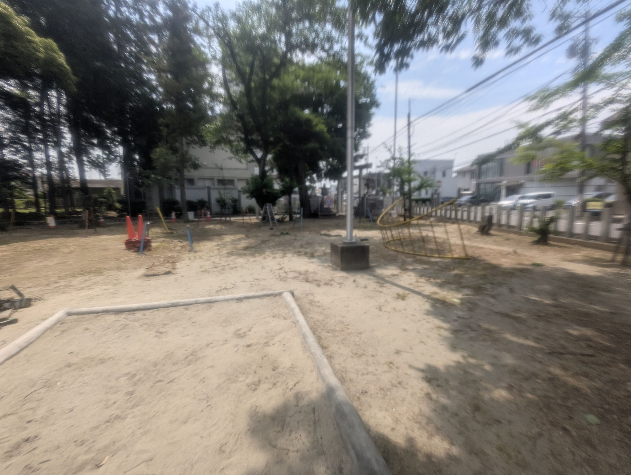 遊具解体撤去工事：工程写真