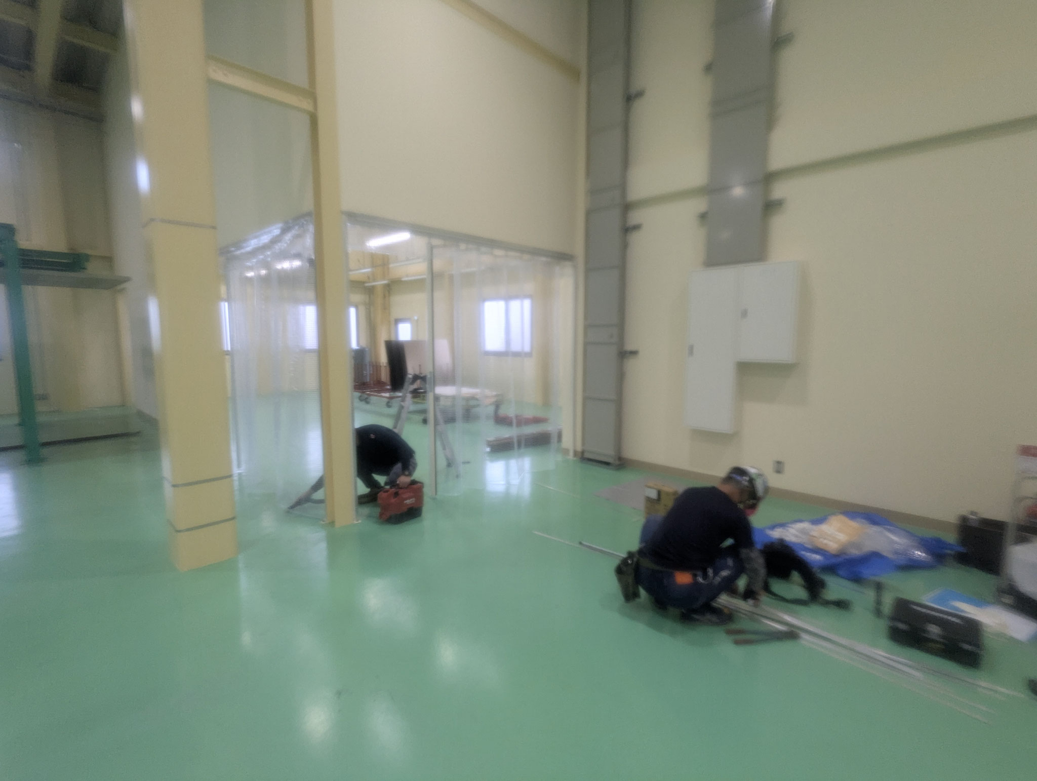 間仕切りテントカーテン：工程写真
